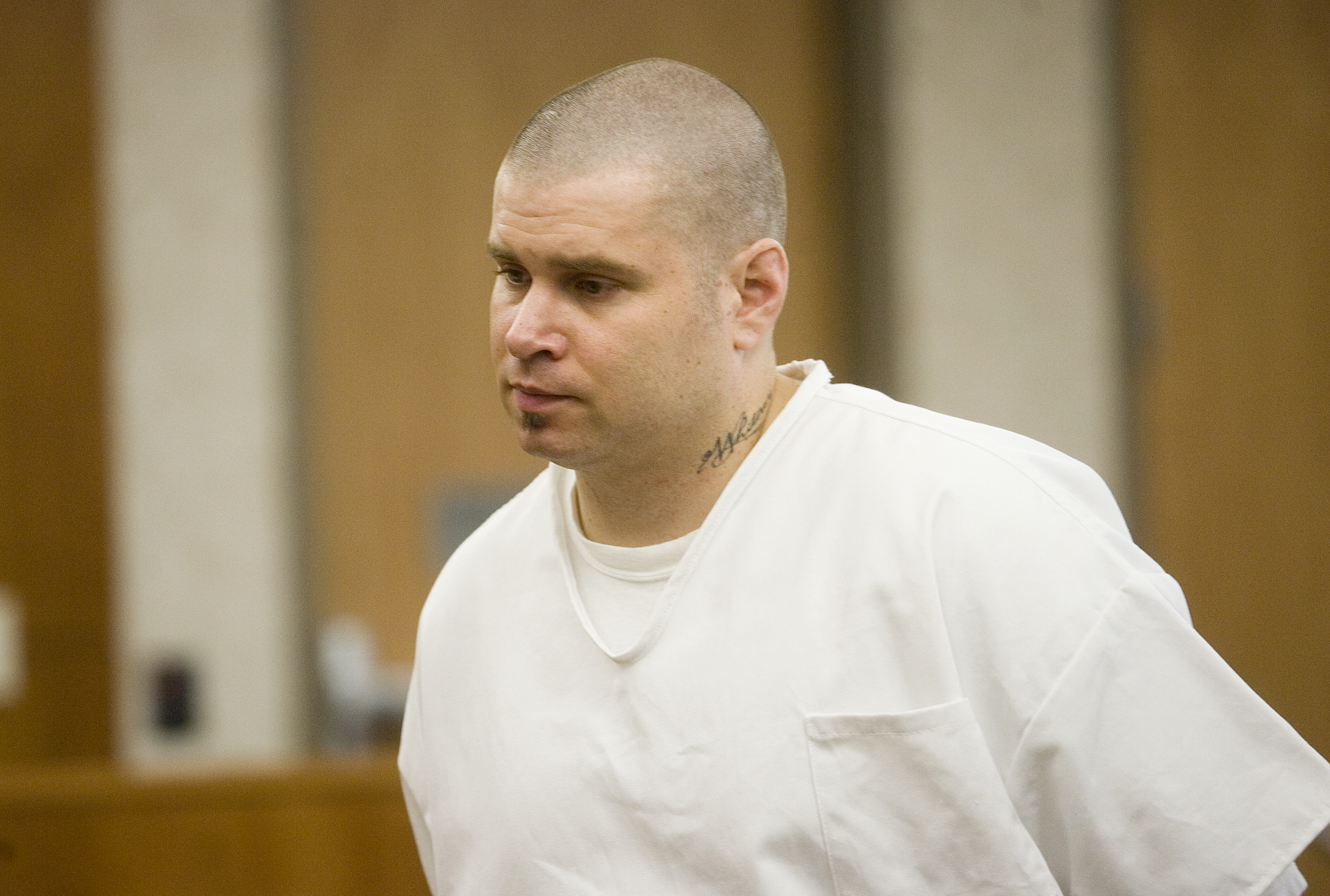 Victim wants to sue jail in escaped inmate attack