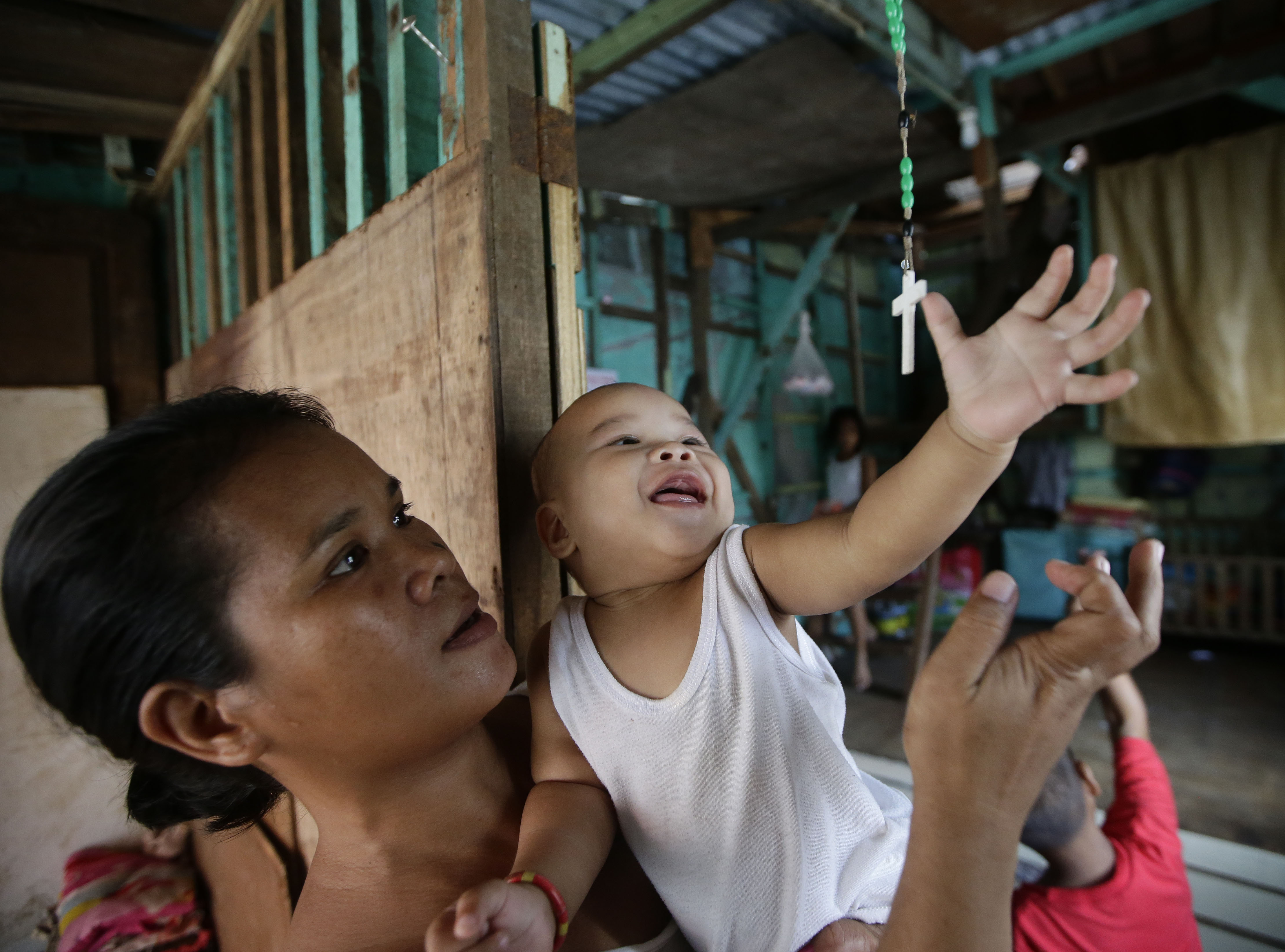 Year after Haiyan, some move on, others agonize