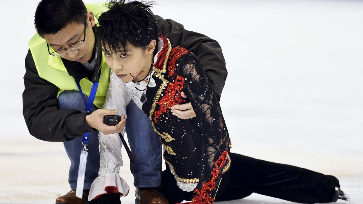 Hanyu takes 2nd at Cup of China after scary crash