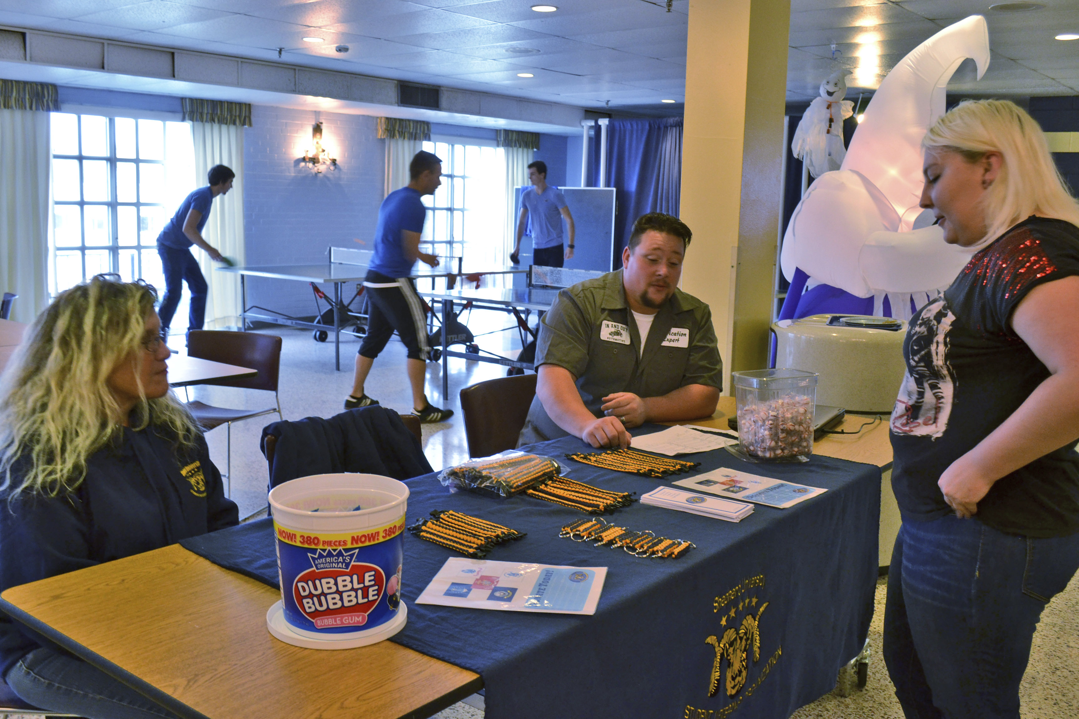 Group helps veterans adjust to life as students