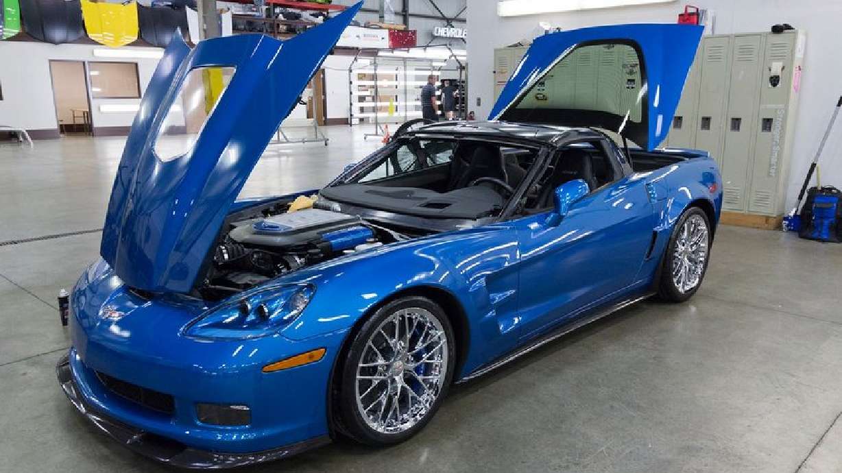 Corvette Nation strikes back after sinkhole disaster