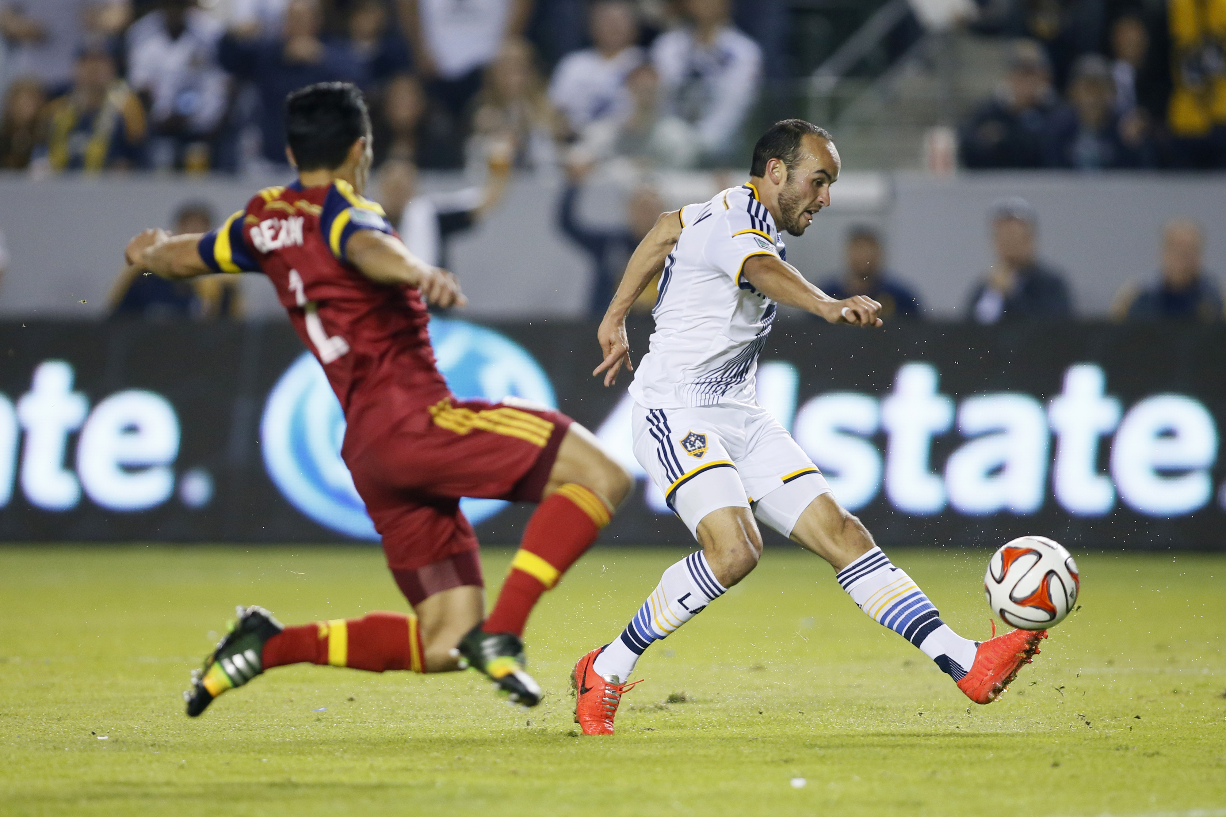 Donovan tricks Real; Galaxy advance with 5-0 win