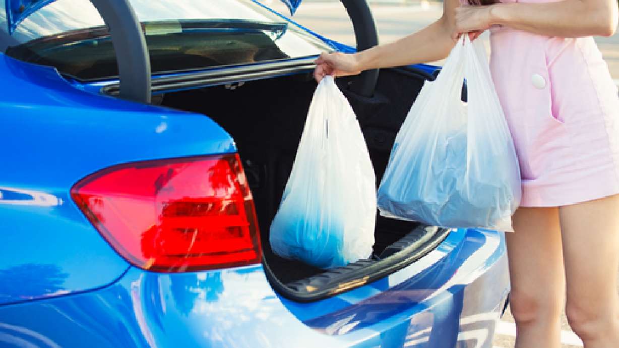 3 acts of service that brightened someone's day