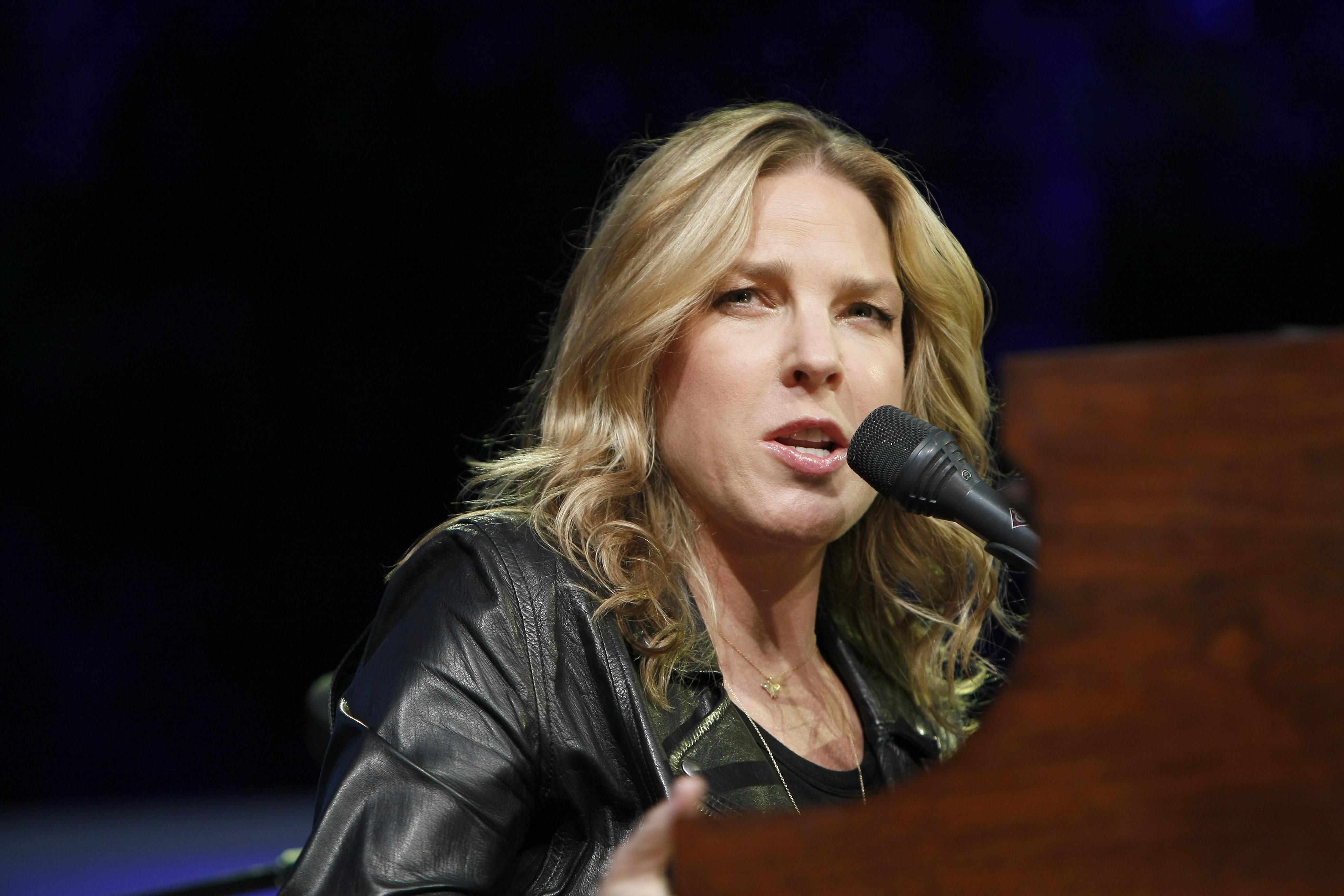 Diana Krall reschedules US tour after illness