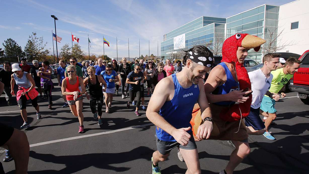 Earn your turkey by running one of Utah's Turkey Trots
