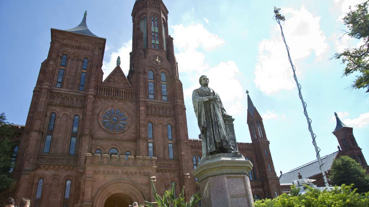 Smithsonian unveils $2 billion museum face-lift