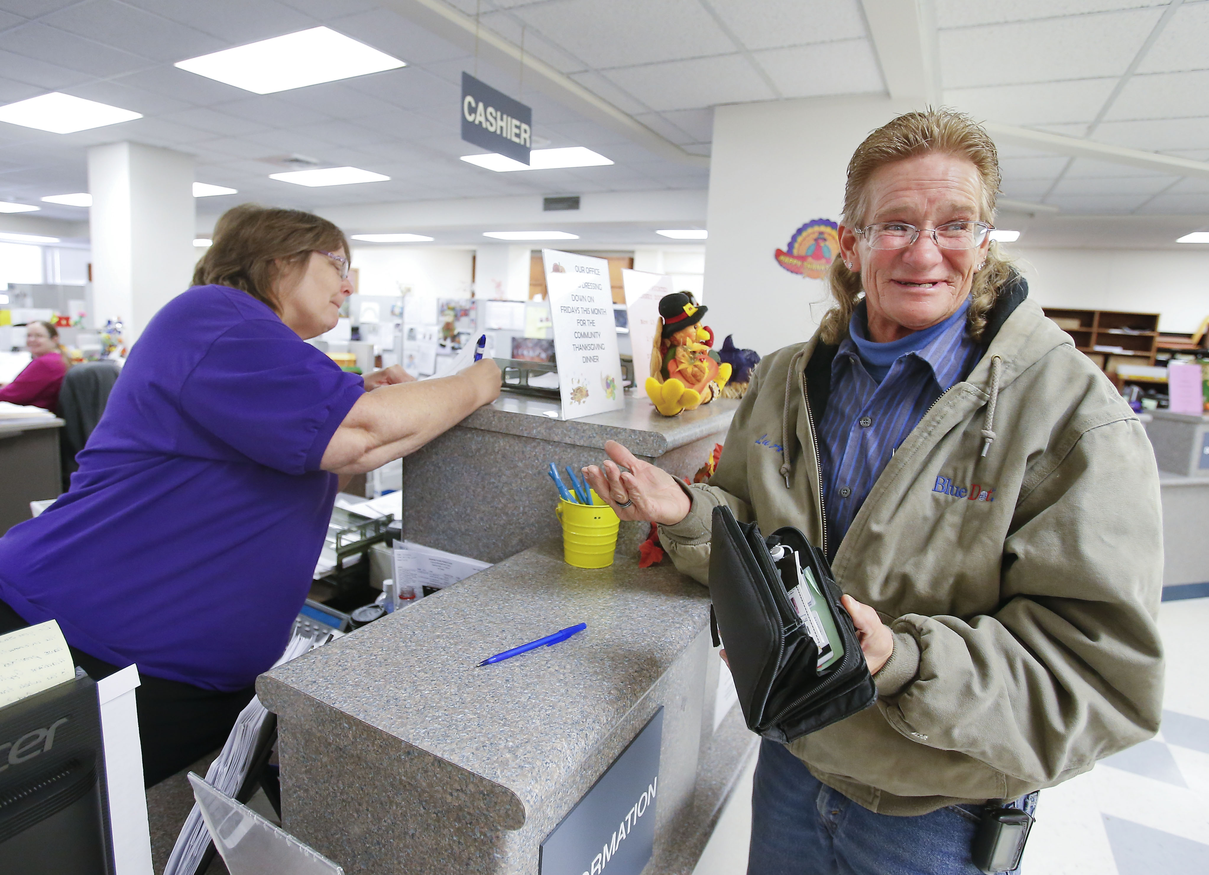 SUPREME COURT NOTEBOOK: Thomas hints at split