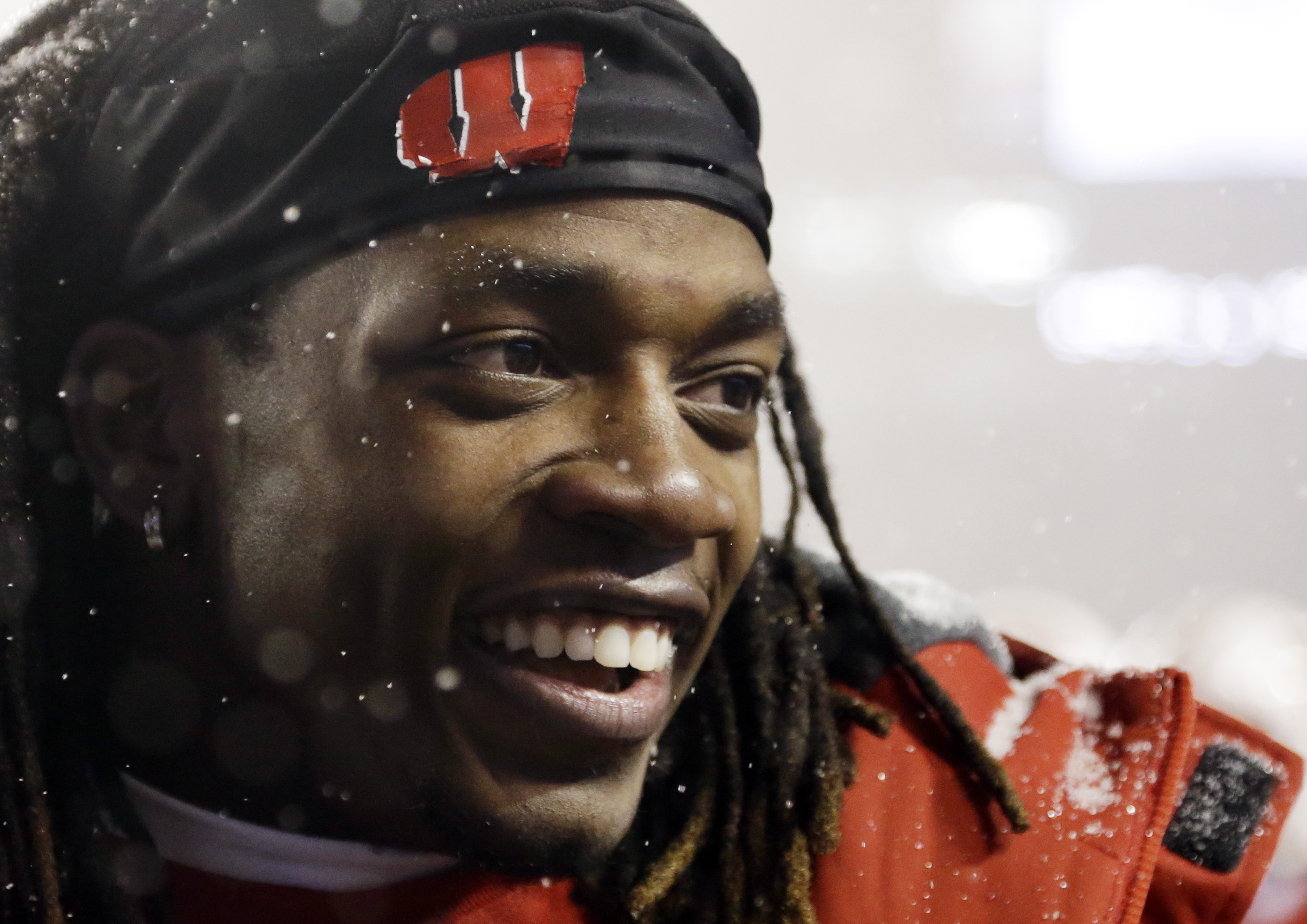 Nebraska routed by Wisconsin, allows Gordon record