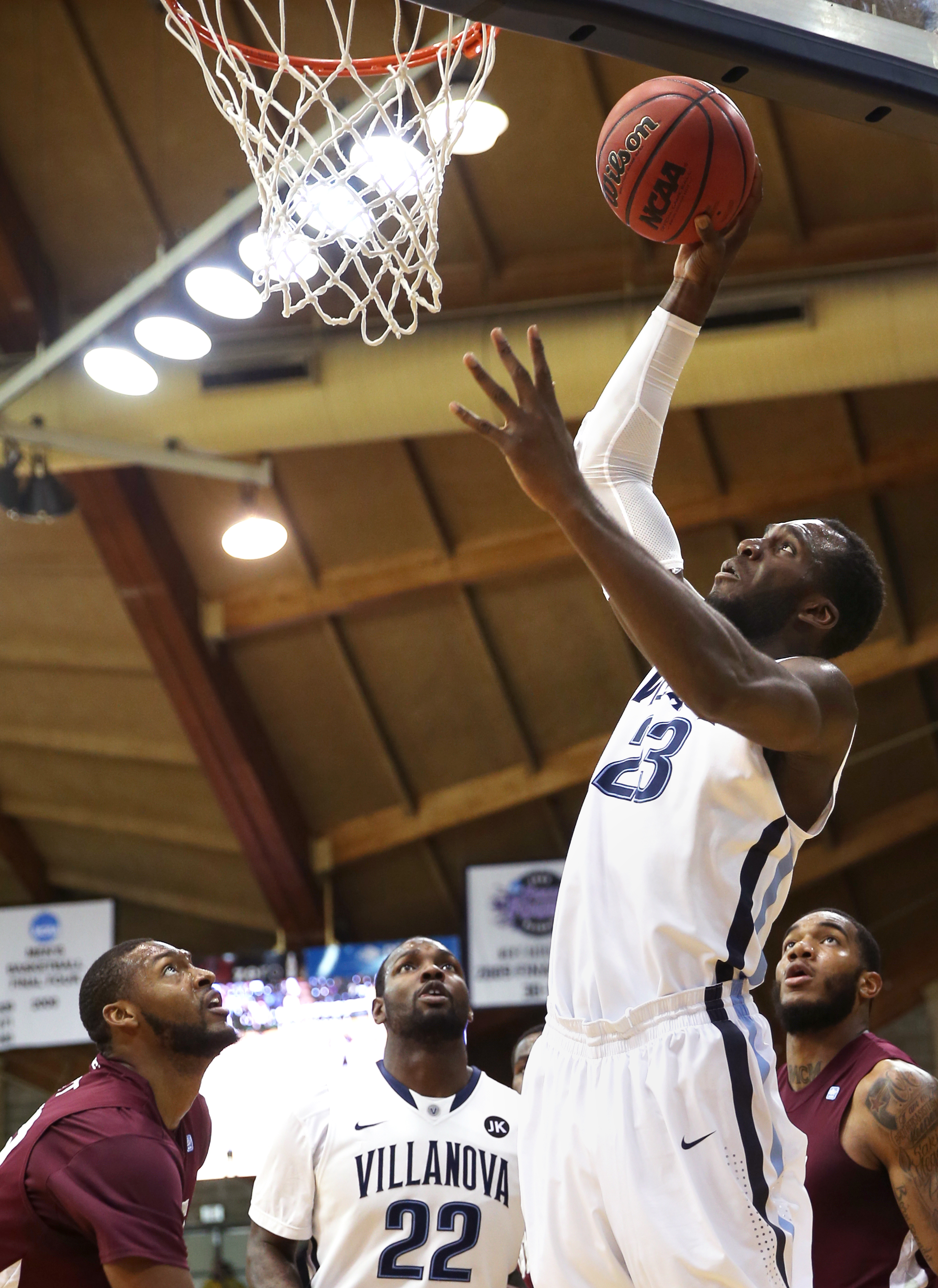 Villanova beats Maryland-Eastern Shore 81-44