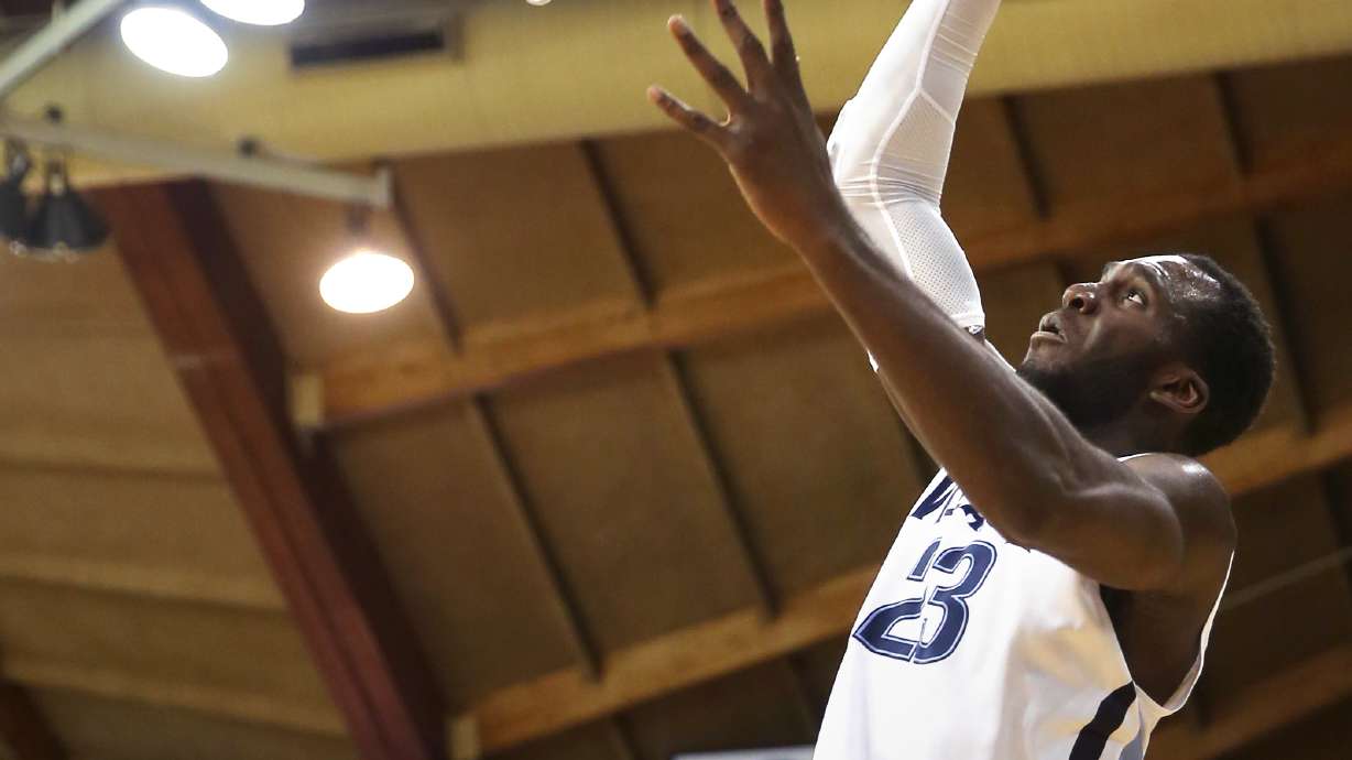 Villanova beats Maryland-Eastern Shore 81-44