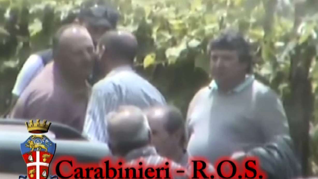Italian mobsters take secret oath in police video