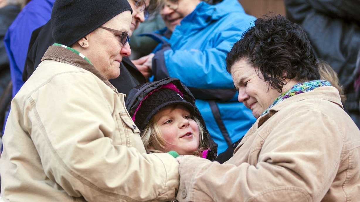 Kansas Supreme Court allows more gay marriages