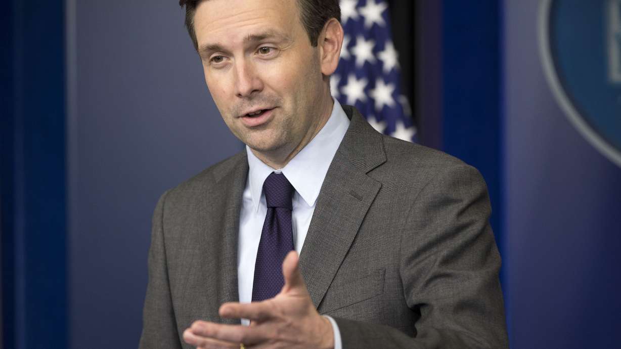 Obama spurns GOP with expansive immigration orders