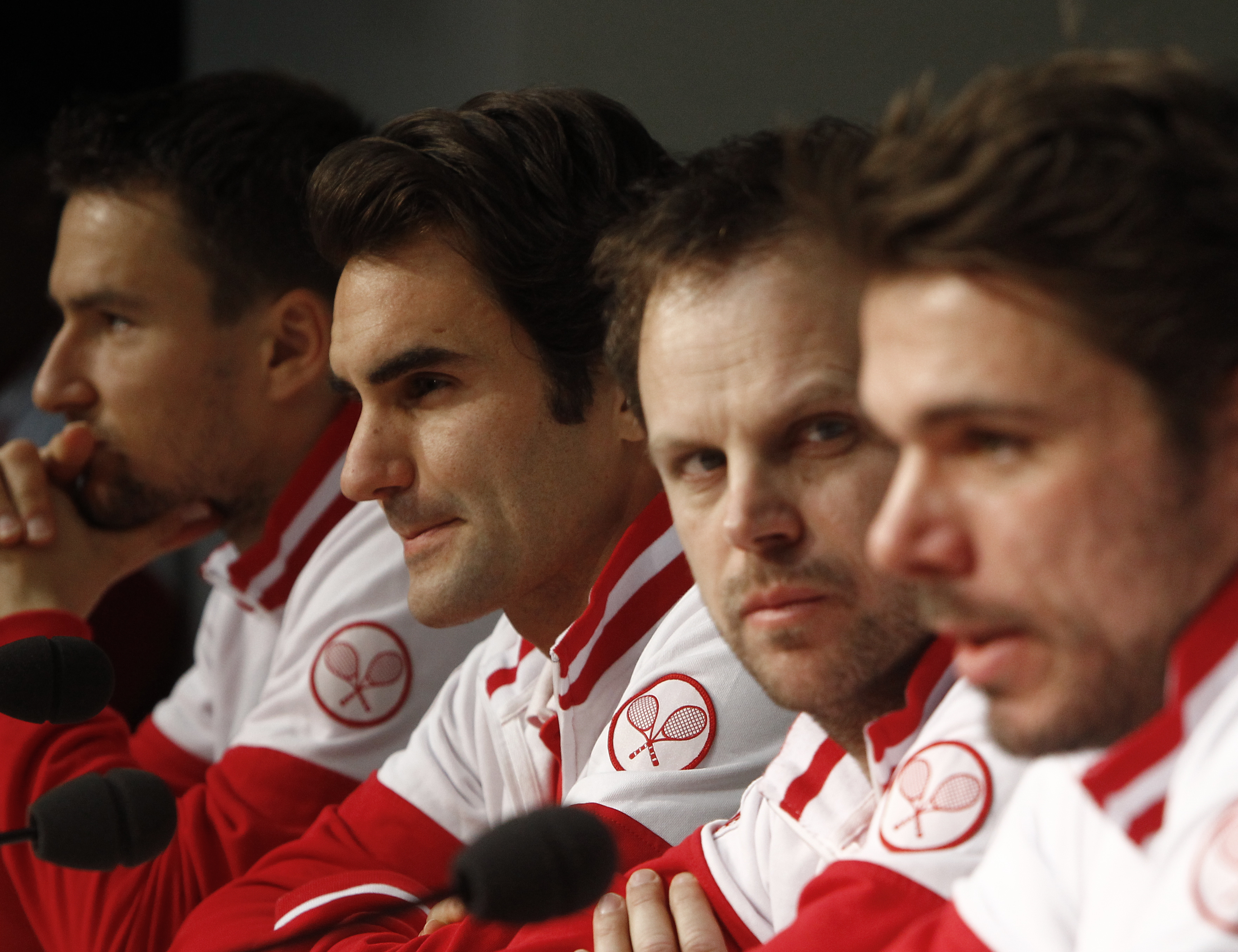 Roger Federer to face Monfils in Davis Cup final