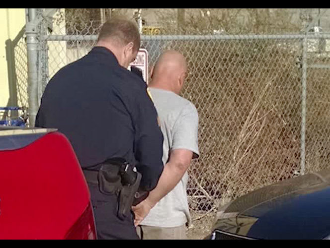 Teléfono inteligente ayuda atrapar a un ladrón con orden de captura