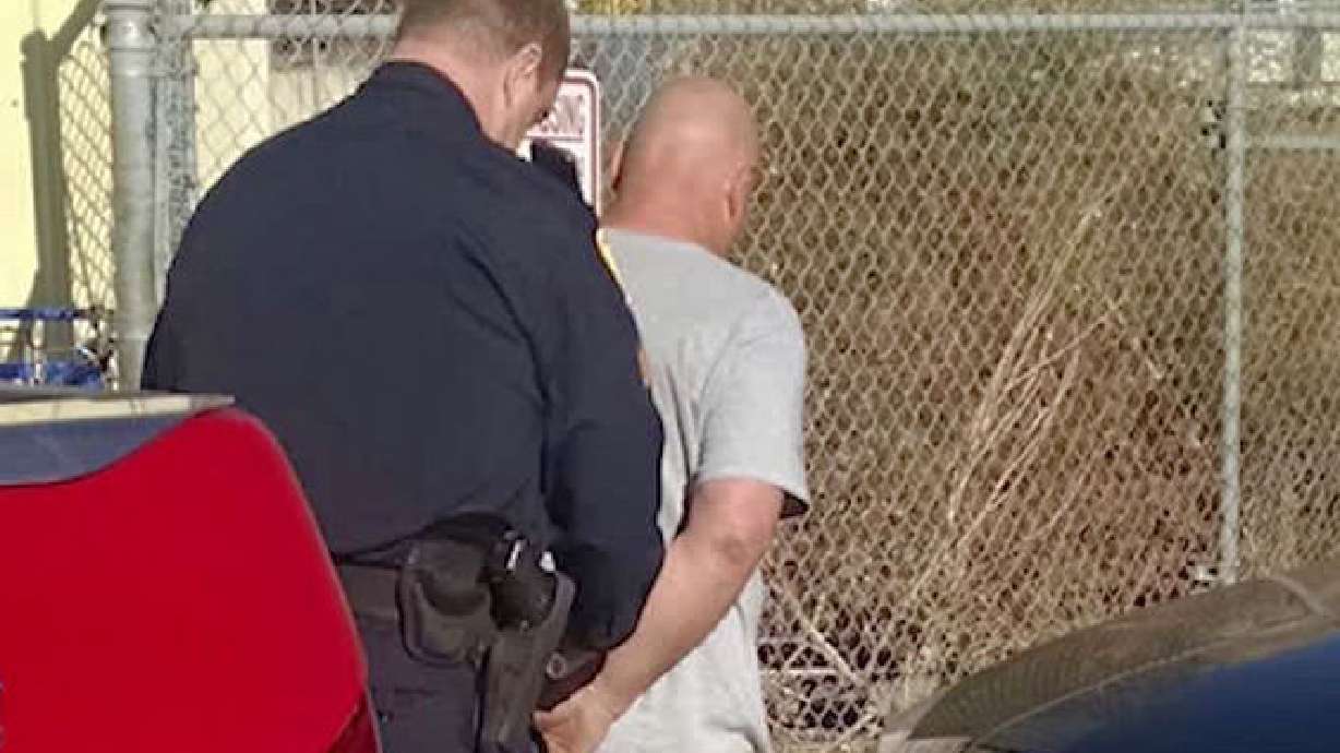 Teléfono inteligente ayuda atrapar a un ladrón con orden de captura