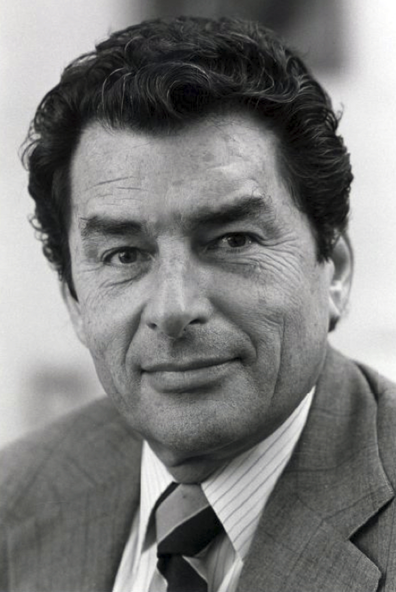 Former Brown dean whose group won Nobel Prize dies