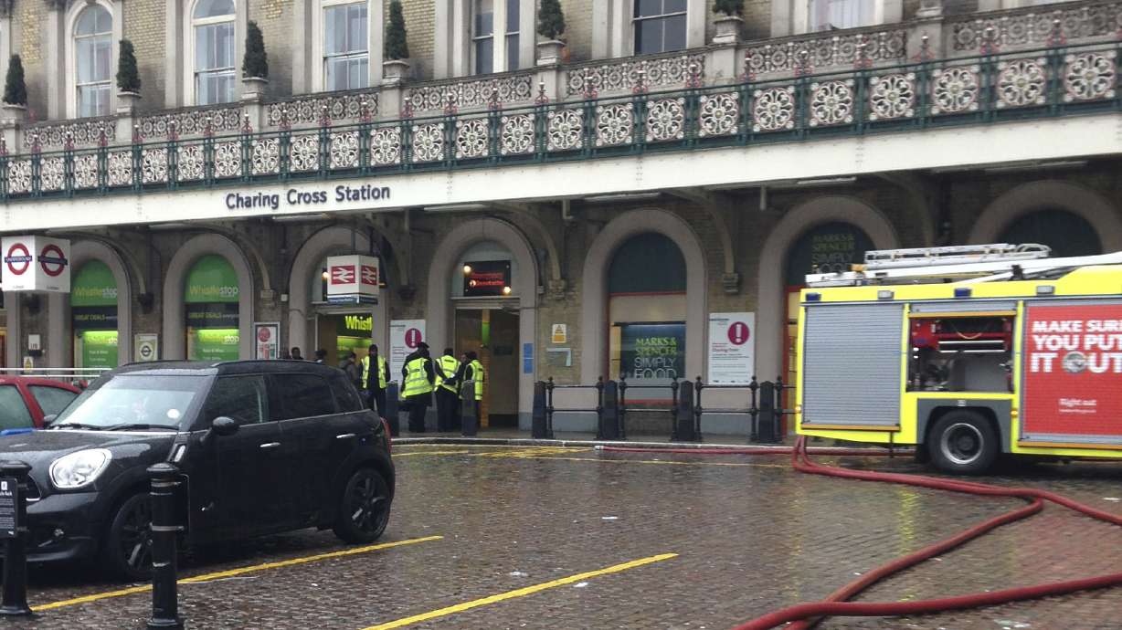 UK authorities briefly evacuate train station