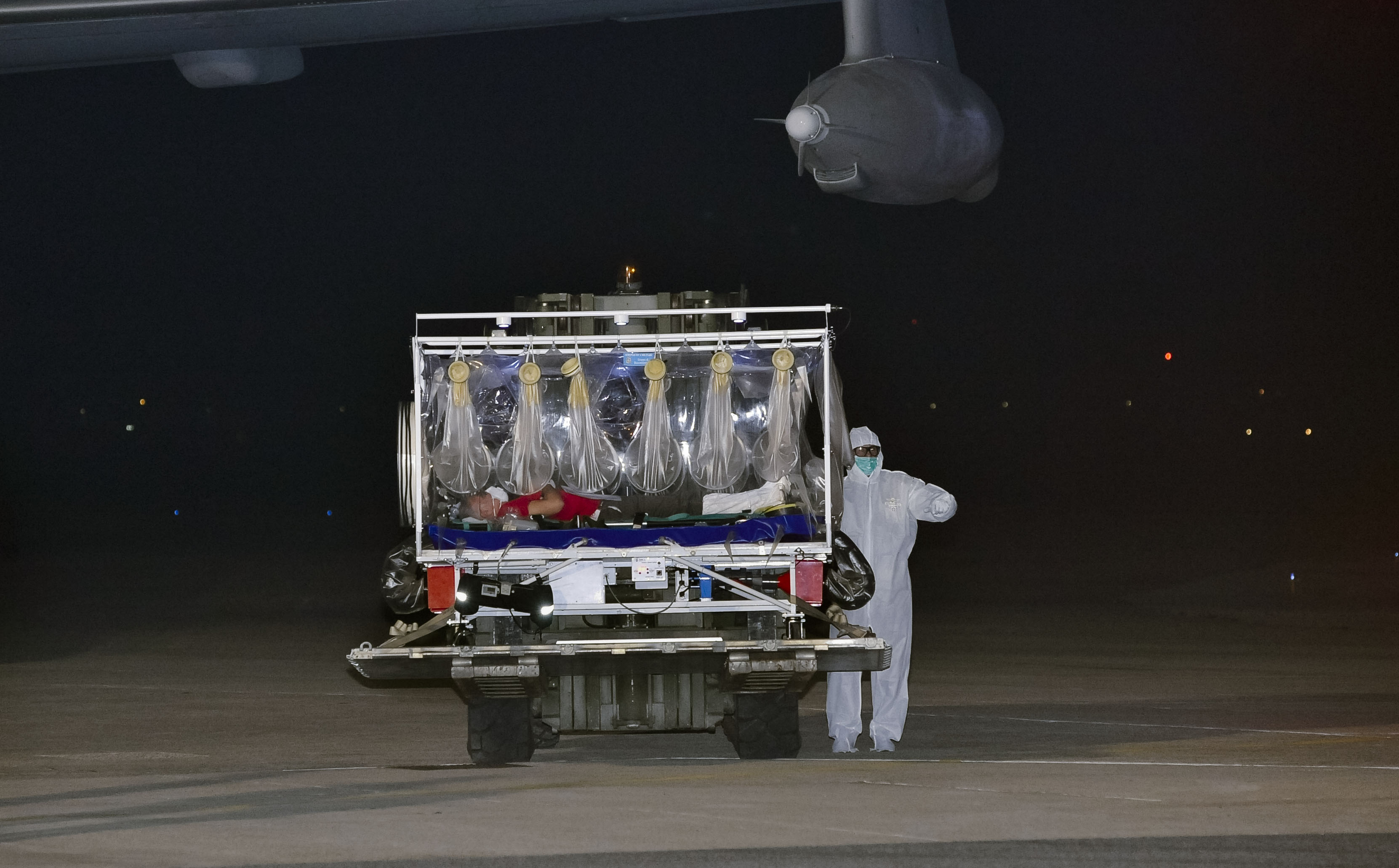 Italy's Ebola patient gets experimental treatment