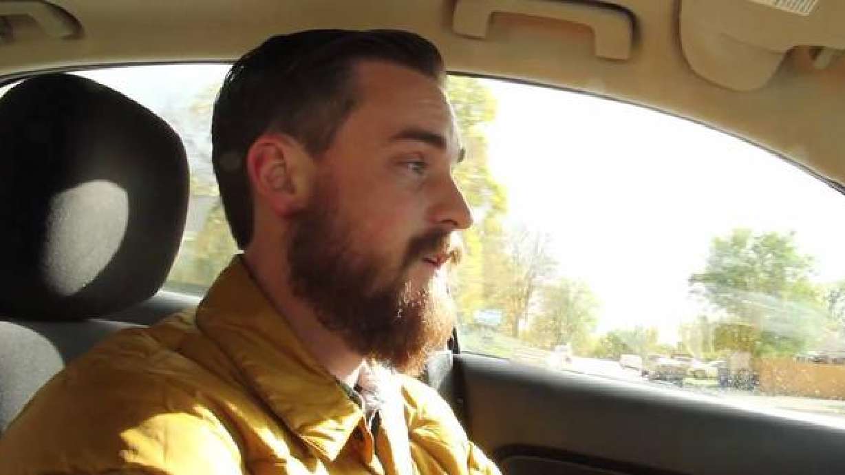 Video: Man uses 'random acts of pasta' to feed the homeless