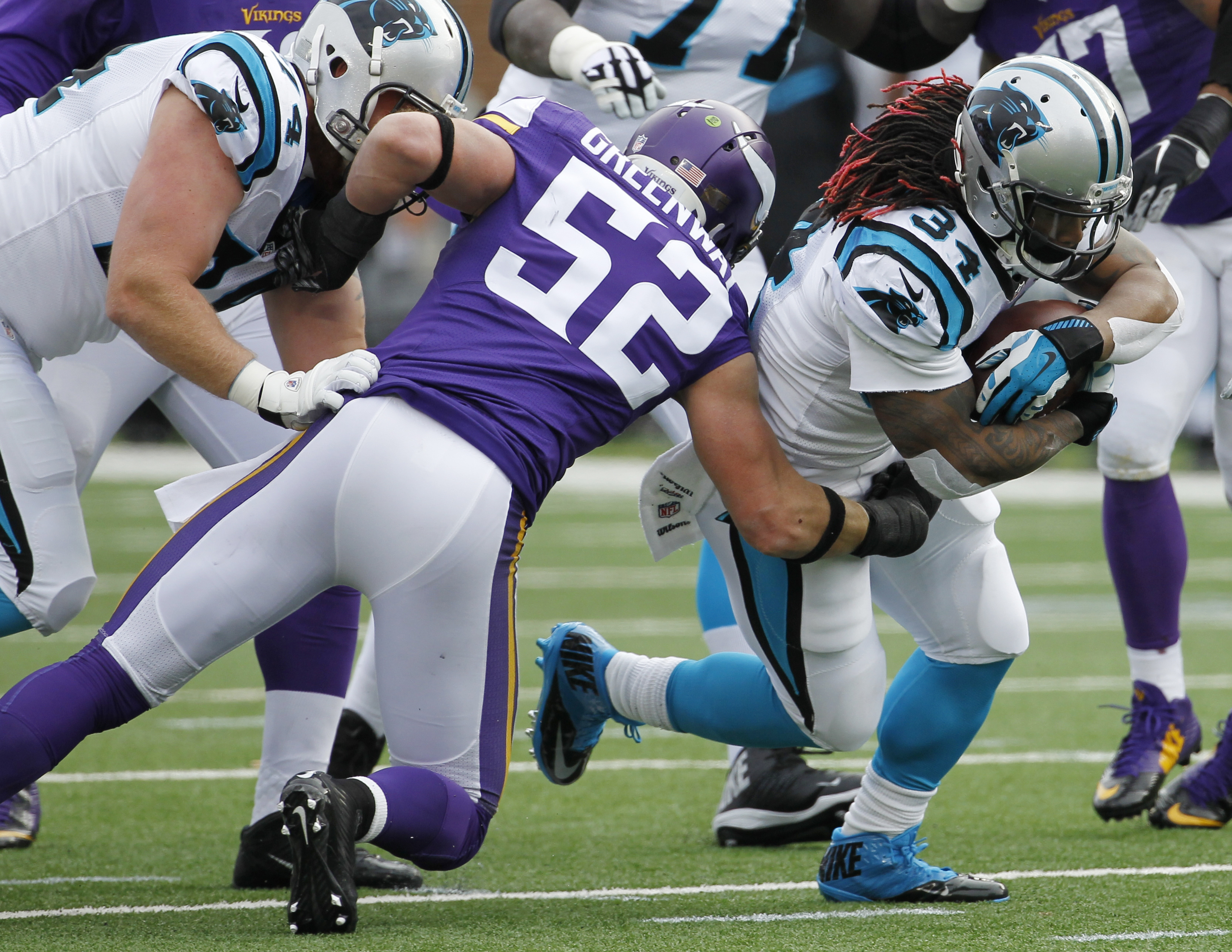 Carolina Panthers fall to 0-4, falling apart late against Vikings