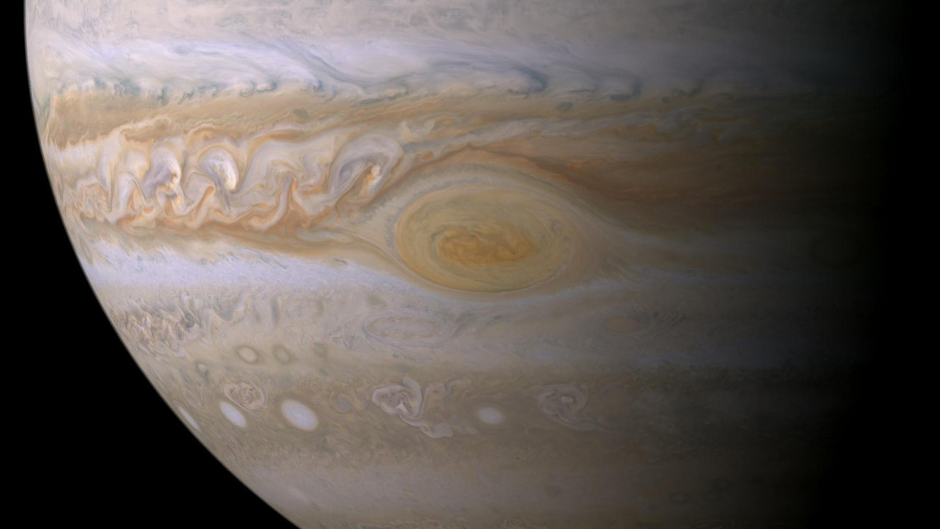Jupiter's famous spot is a 'sunburn,' new NASA study says