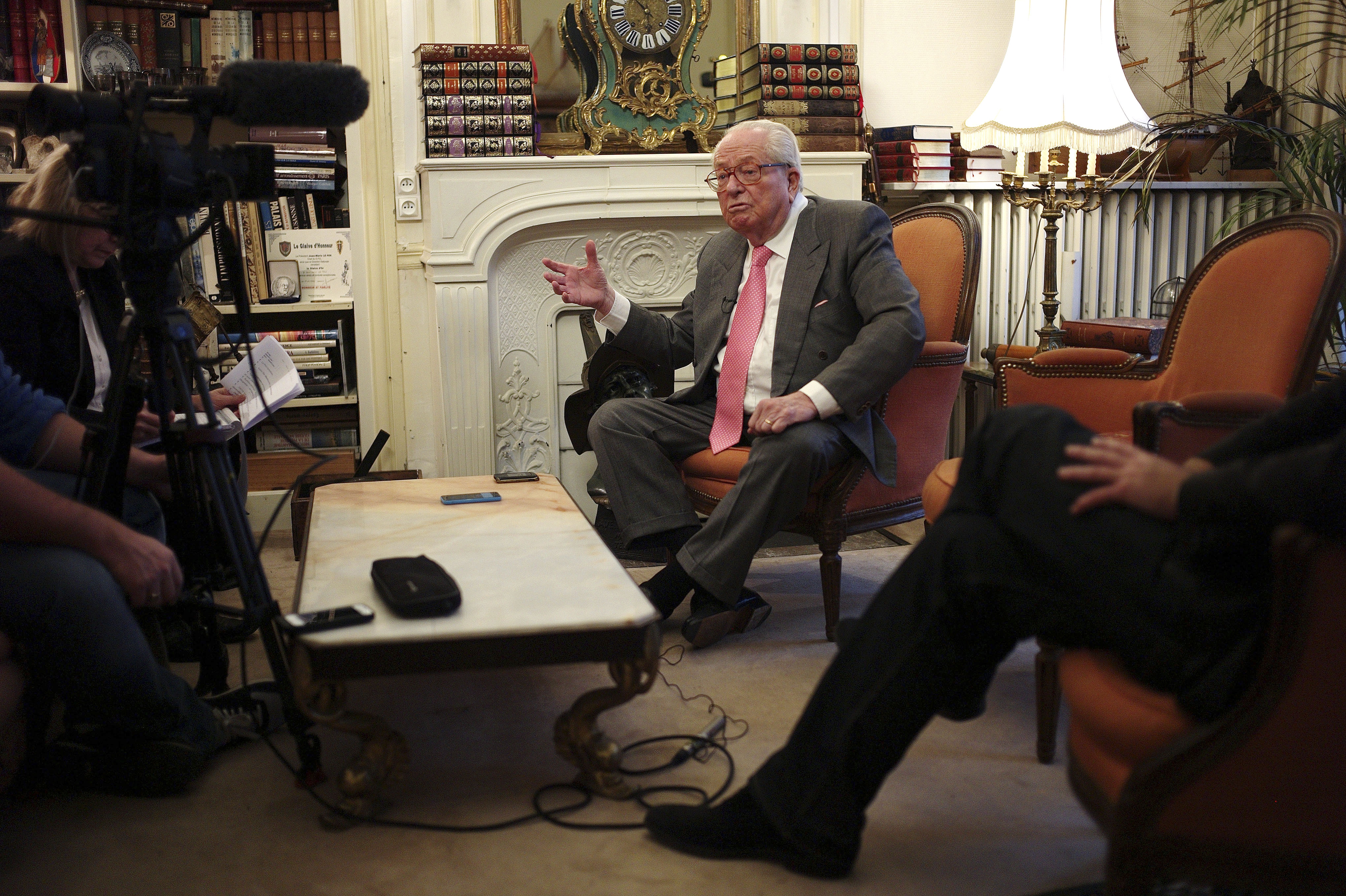 French far-right elder hostile to renaming party