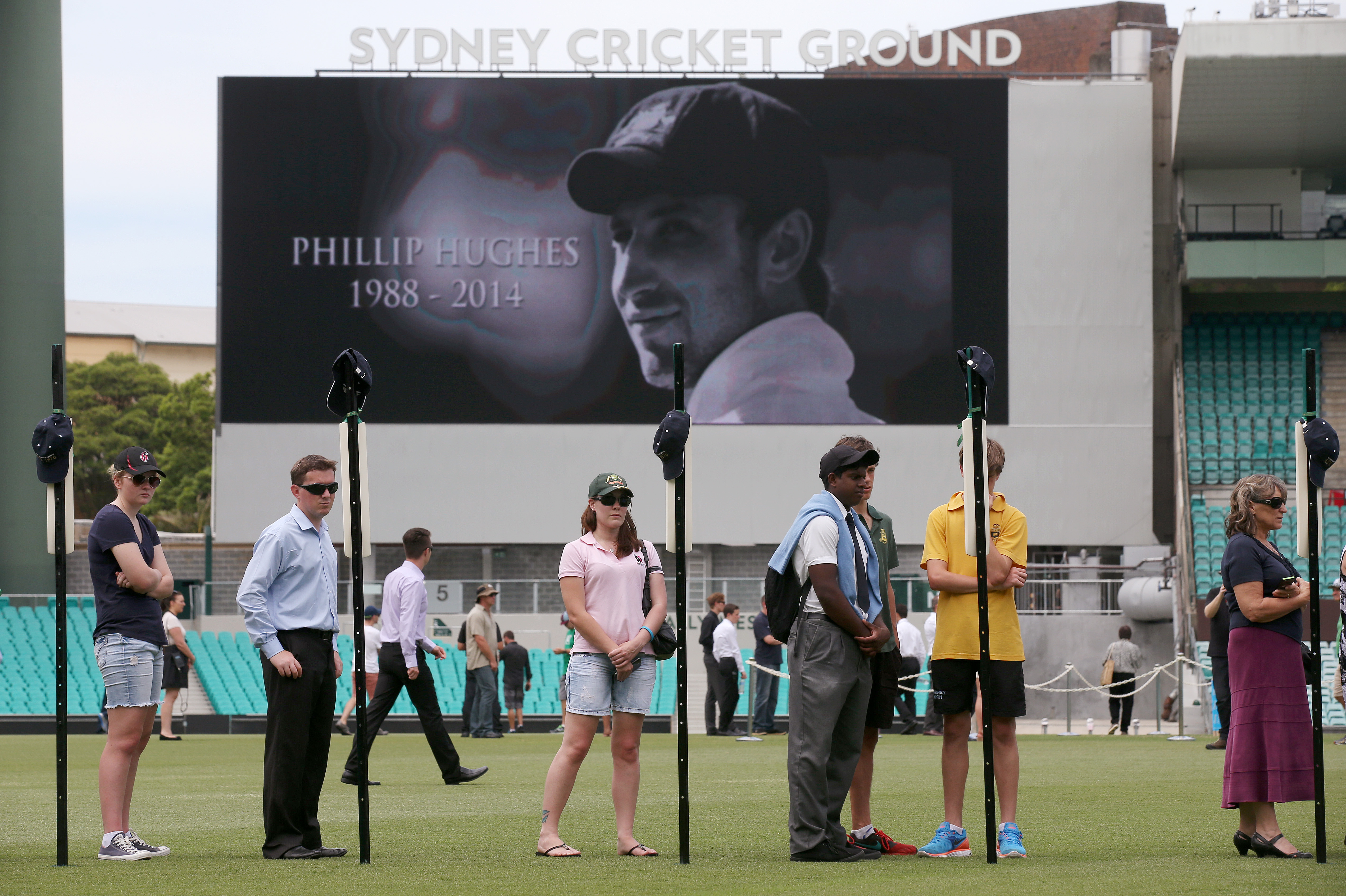 Cricketer Phillip Hughes laid to rest in hometown