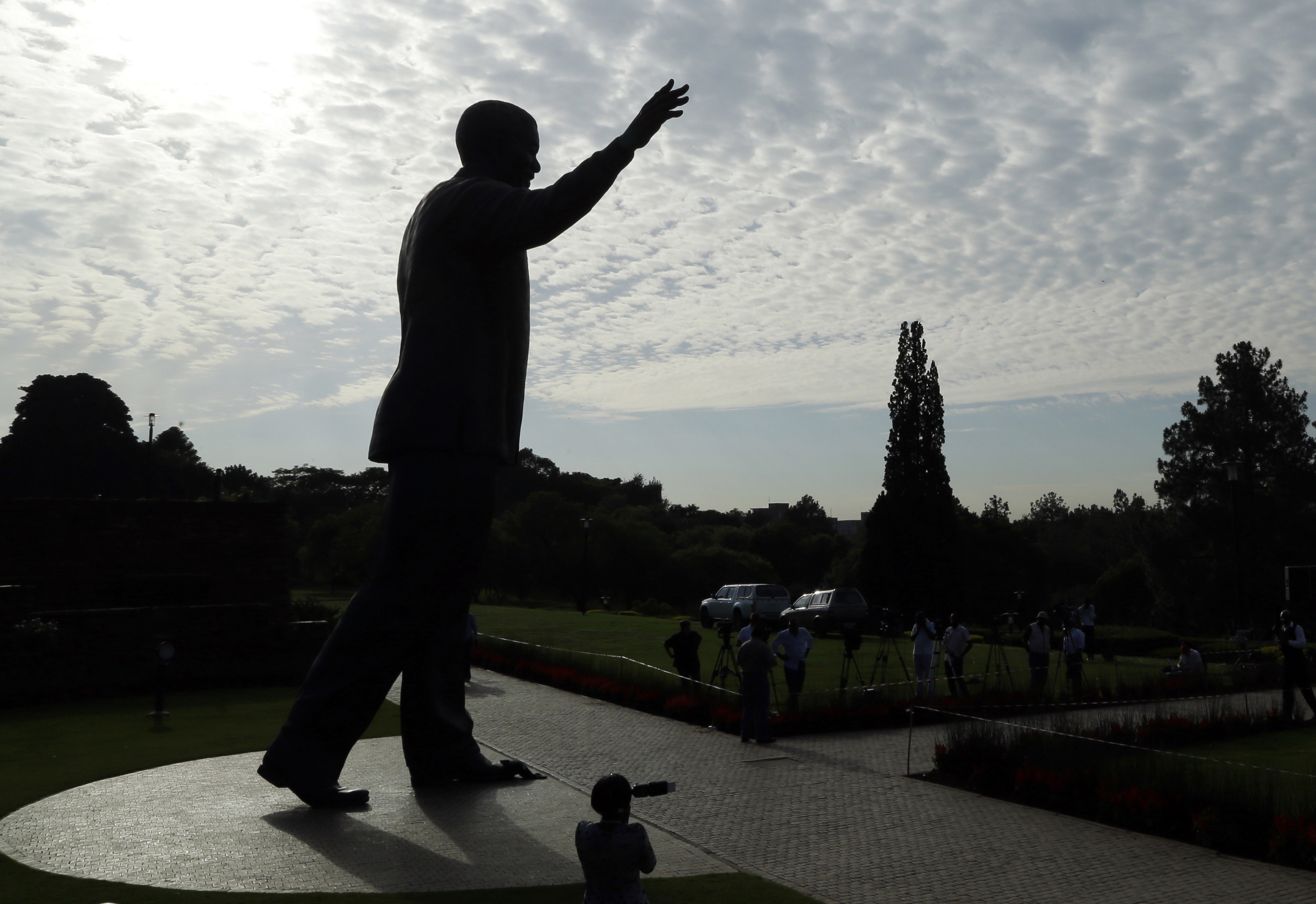 South Africans mark anniversary of Mandela's death