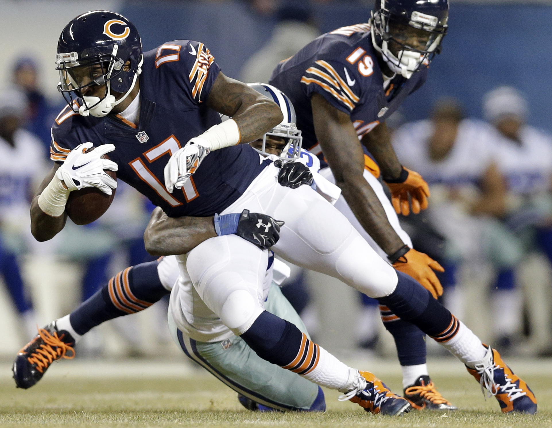Losses, injuries piling up for Bears