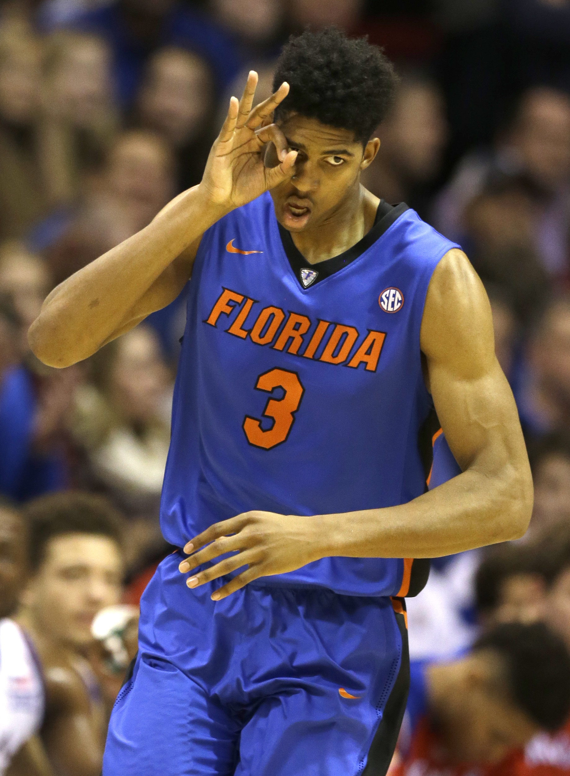 No. 11 Kansas rallies to beat Florida, 71-65