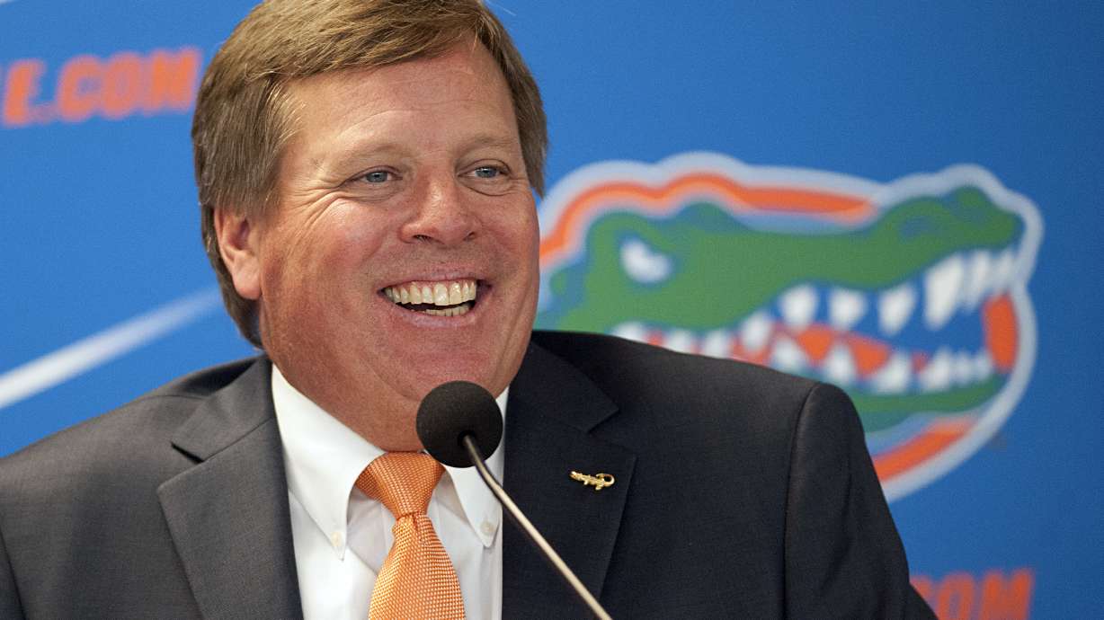 Florida introduces coach Jim McElwain