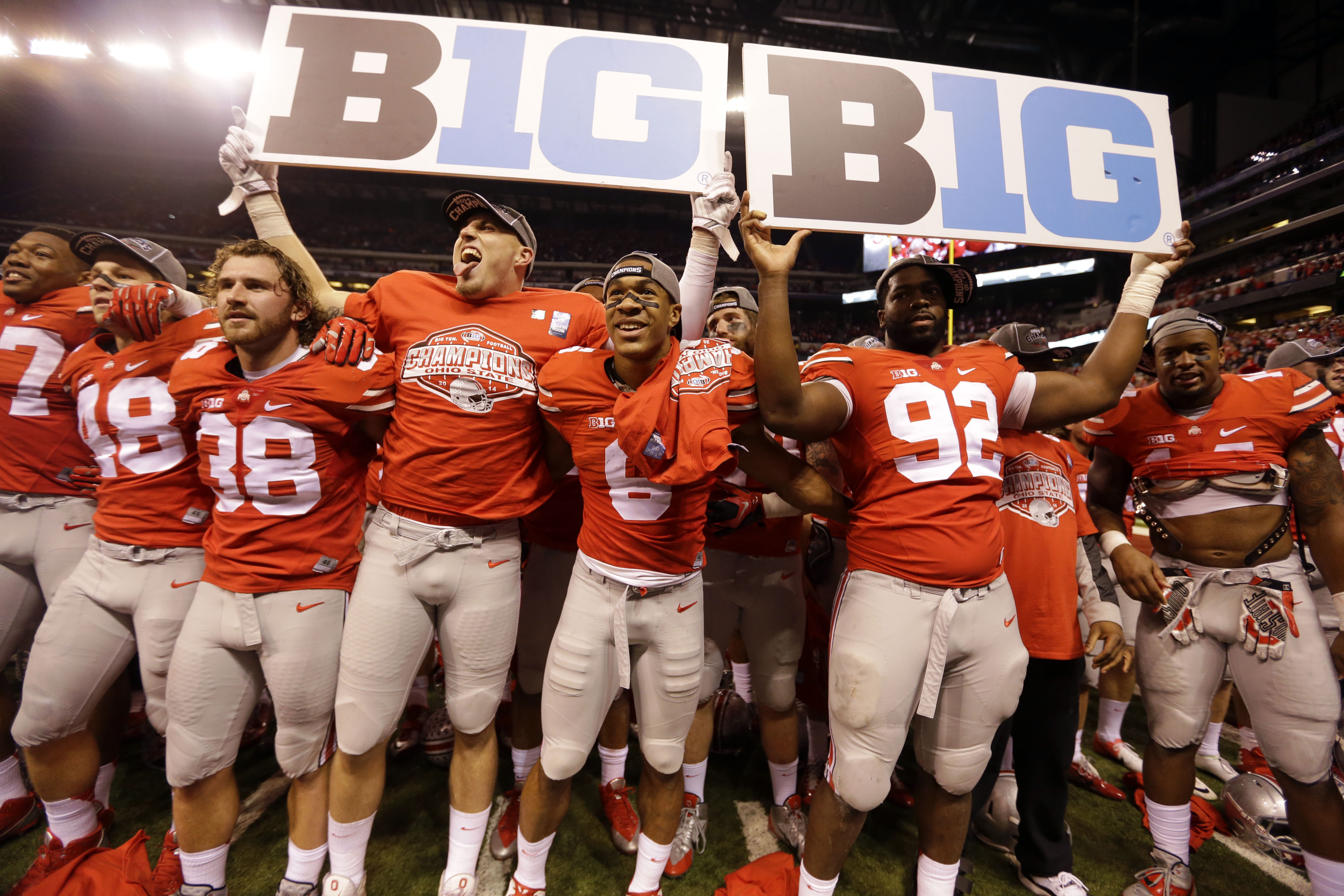 No. 6 Buckeyes blow out No. 11 Badgers 59-0