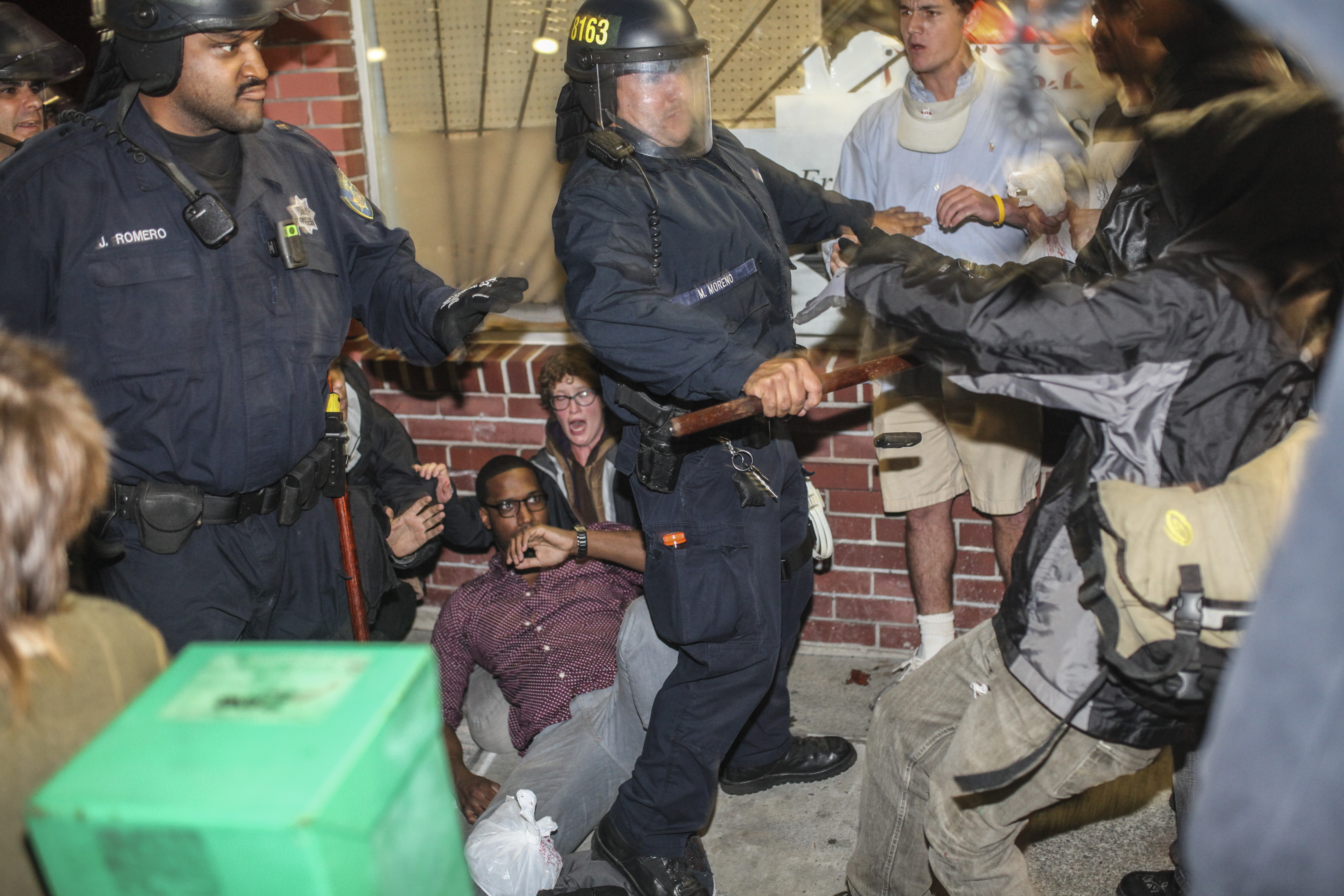 Violence erupts for 2nd night in Berkeley protest