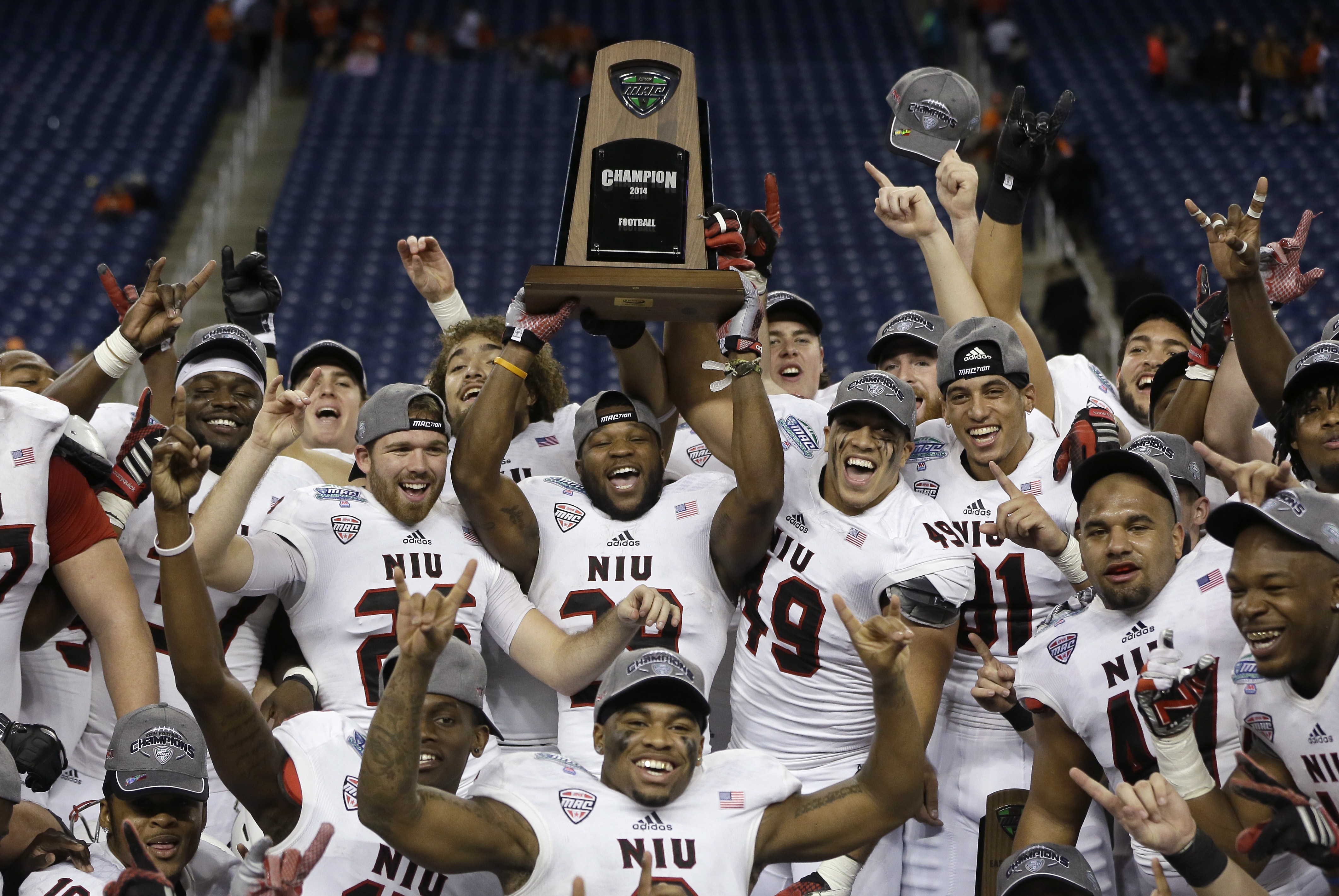 Northern Illinois, Marshall in 1st Boca Raton Bowl