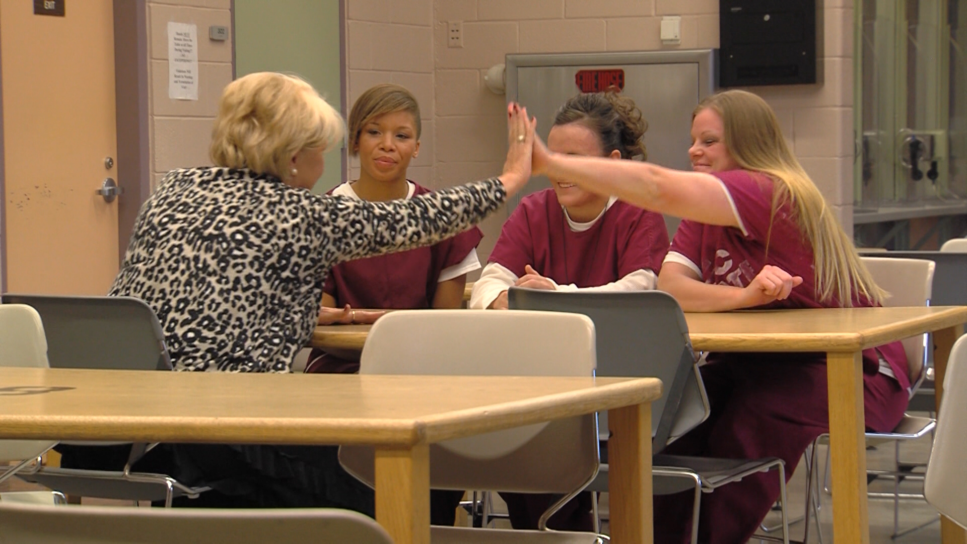 For the past three months, mentors such as Viola Murray have been meeting with inmates to prepare them as they transition out of the prison. The volunteer mentors are paired up with one or more women at the prison and then continue to work with the women even after their release. (KSL-TV).
