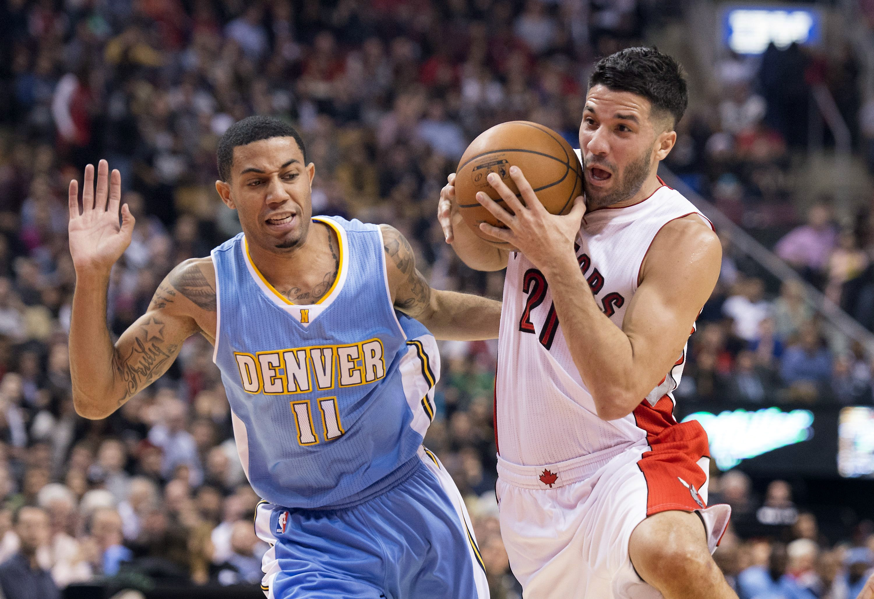 Lowry helps Raptors beat Nuggets 112-107 in OT