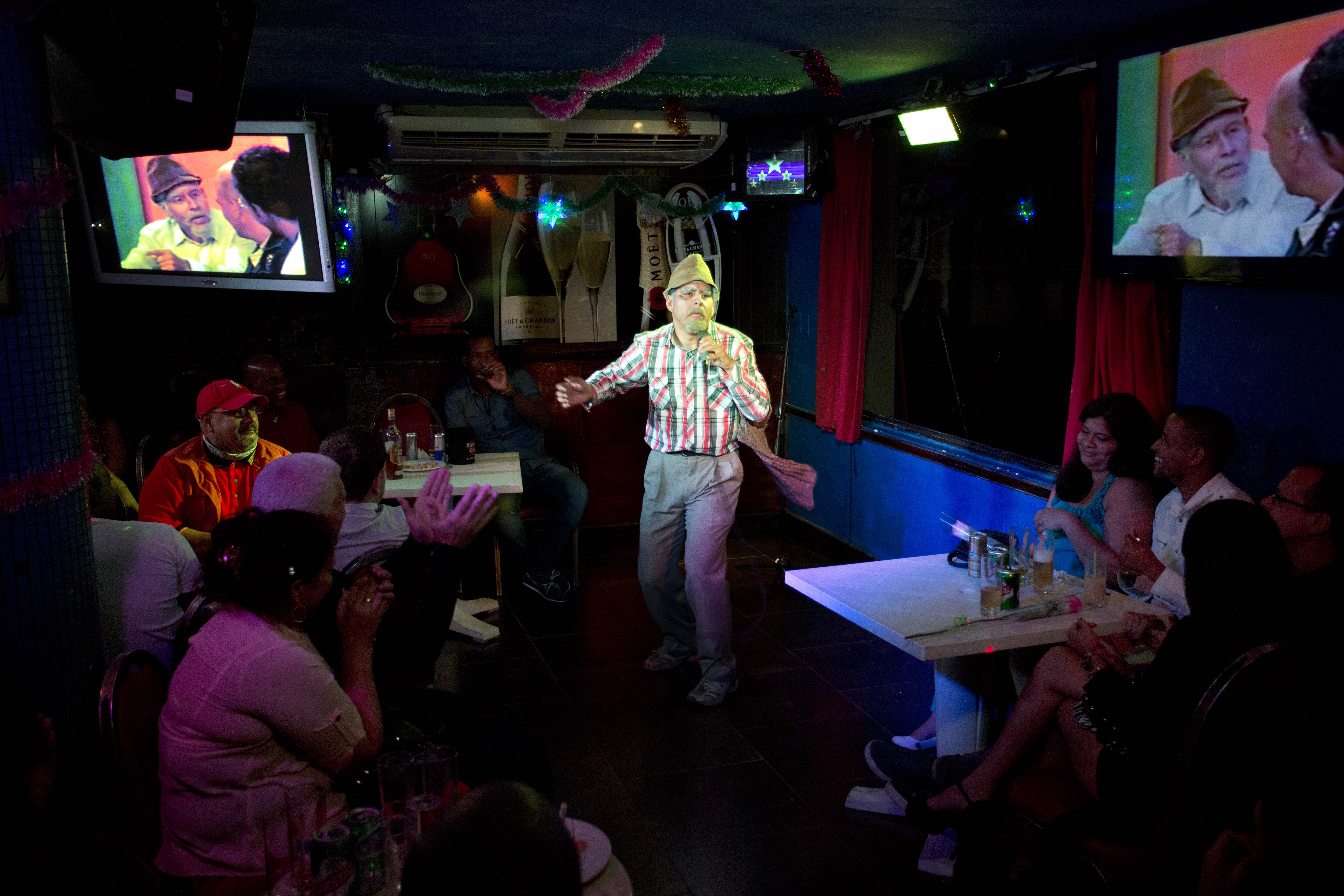 New comedy wave tests limits on criticism in Cuba