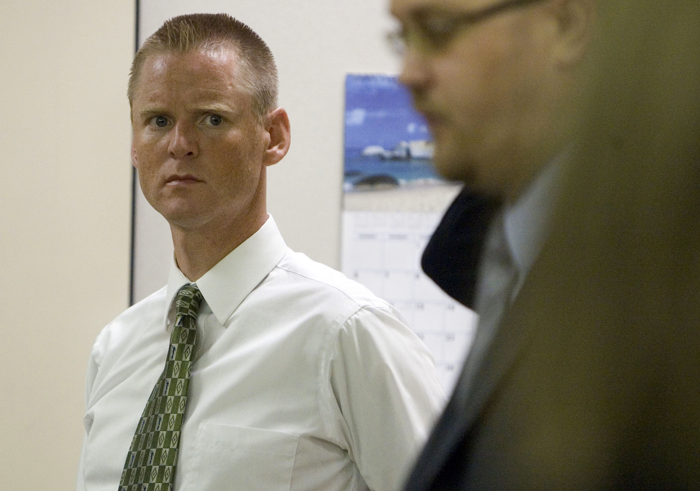 Ex-TV pitchman disrupts hearing on owl allegations