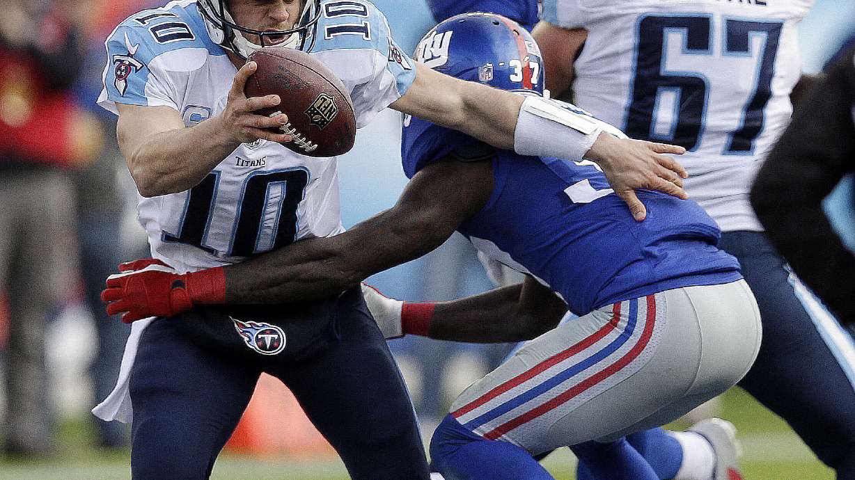 Locker focusing only on next 3 games with Titans