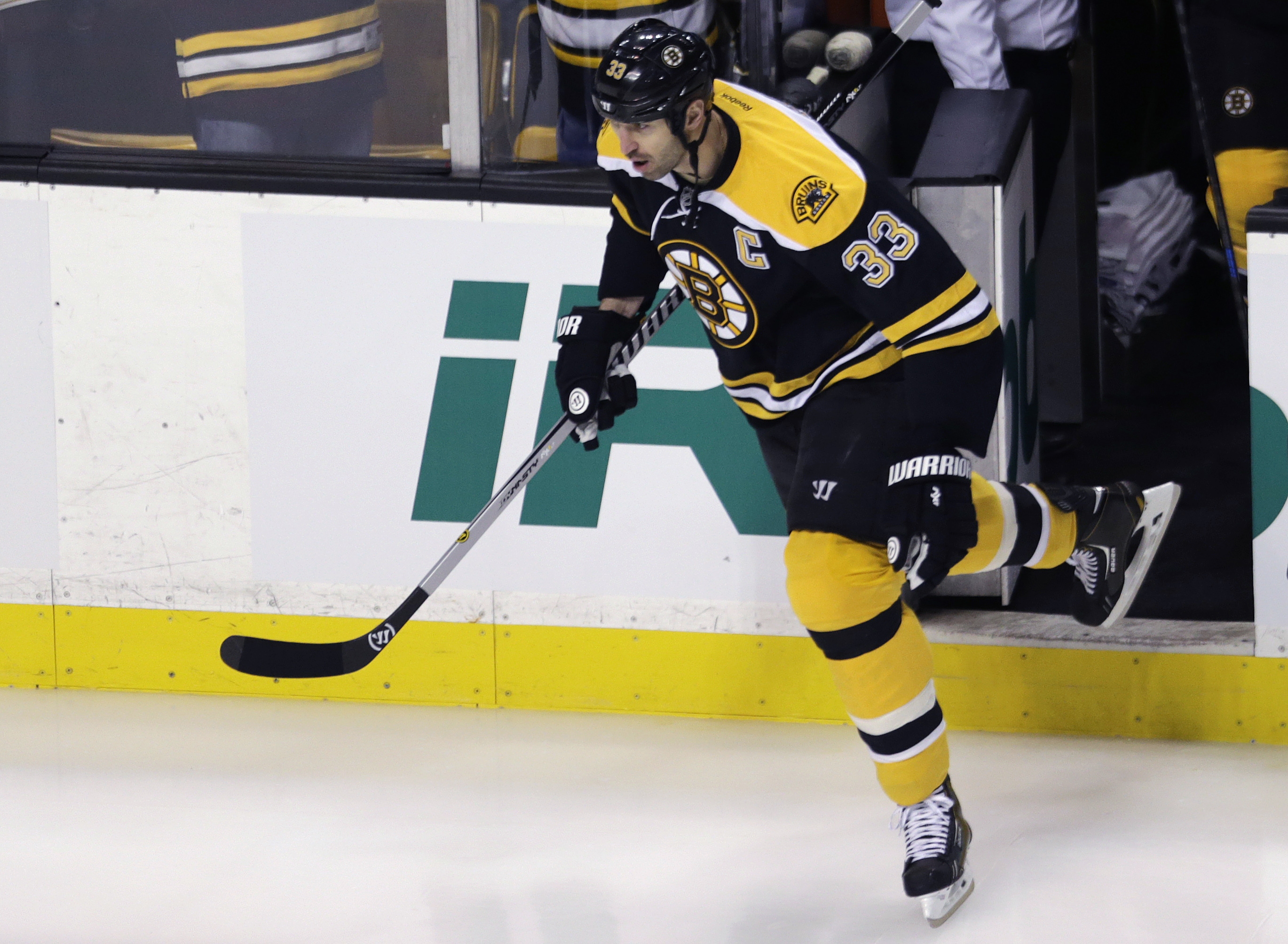 Chara back on ice for Bruins after 7 weeks