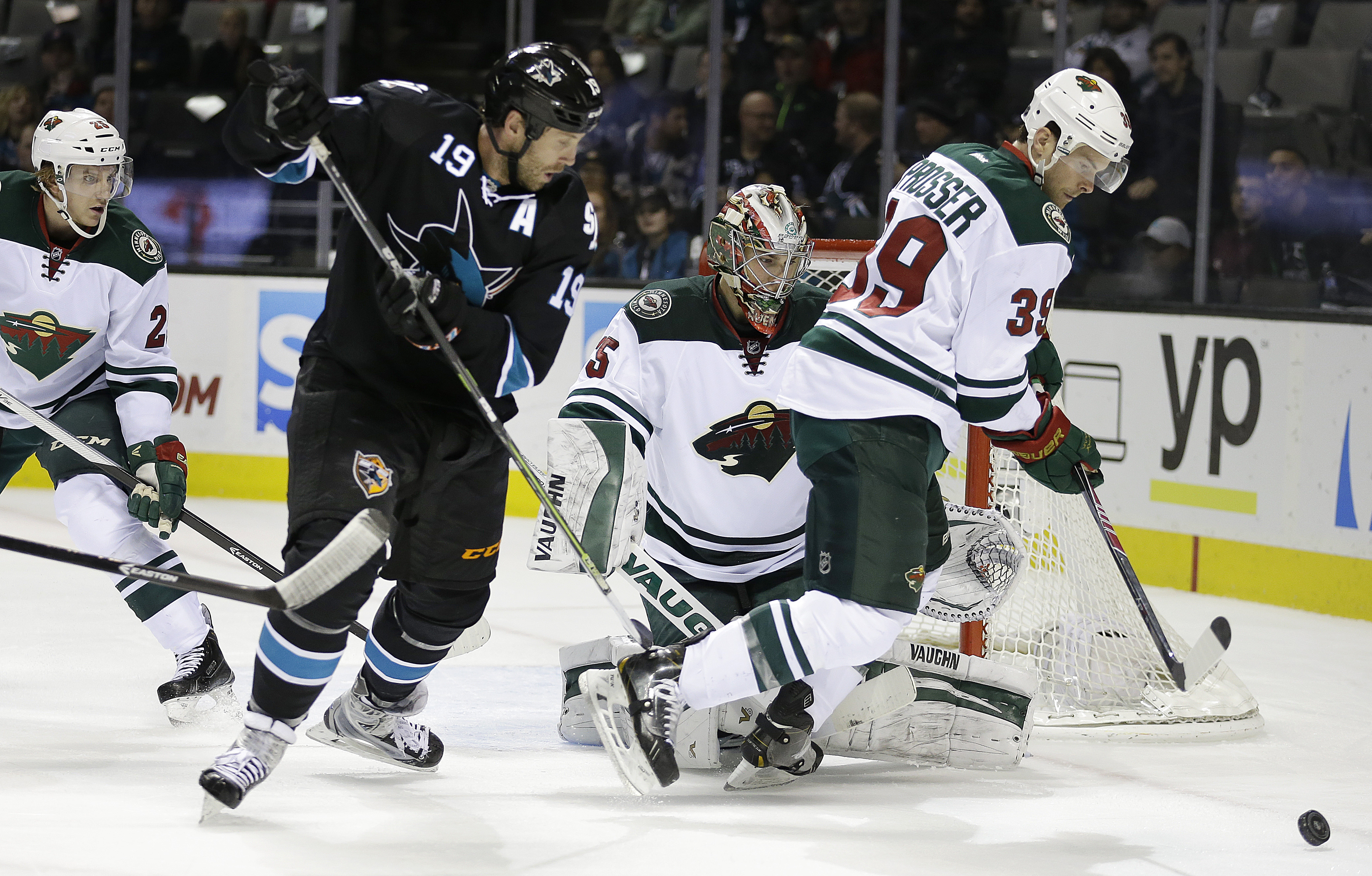 Pavelski leads Sharks past Wild 2-1