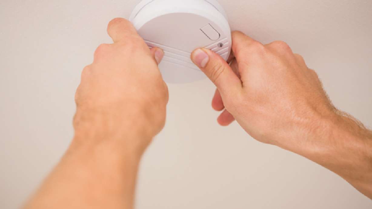 4 tips to prevent carbon monoxide poisoning this winter