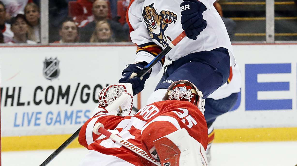 Trocheck, Pirri lift Panthers past Red Wings in SO