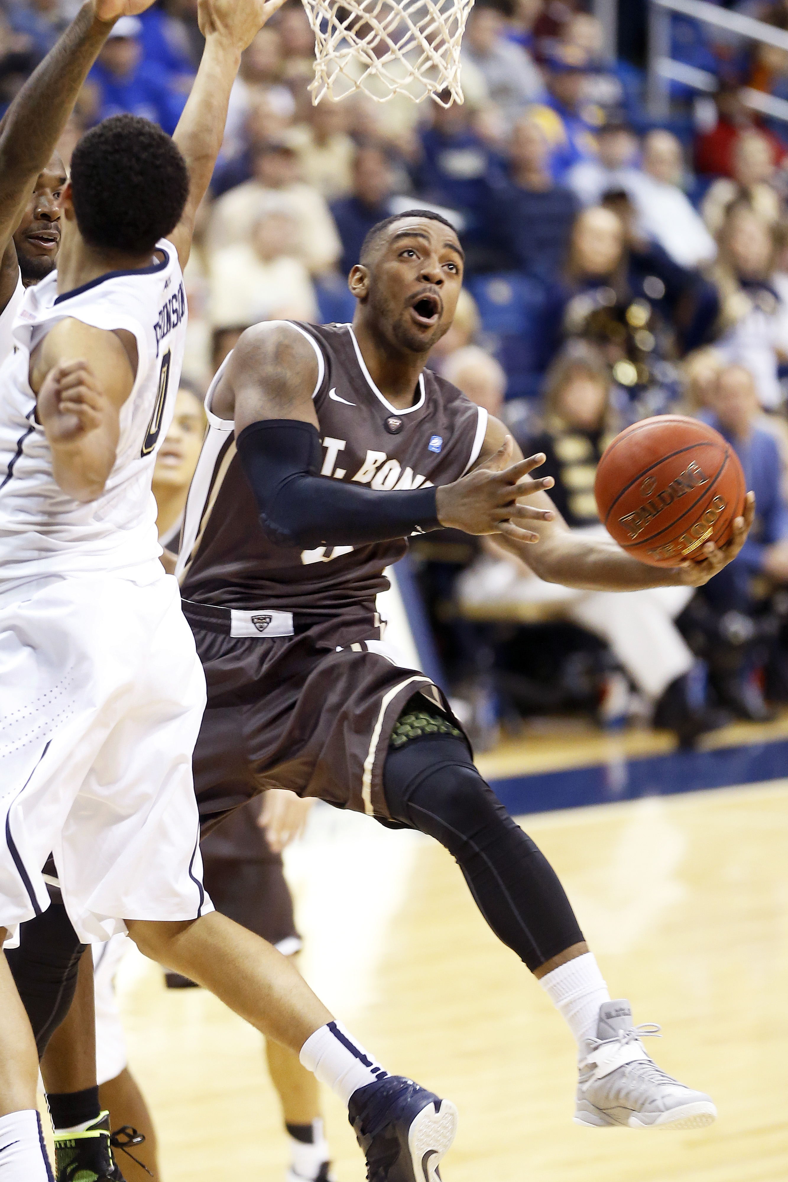 Pittsburgh edges St. Bonaventure 58-54