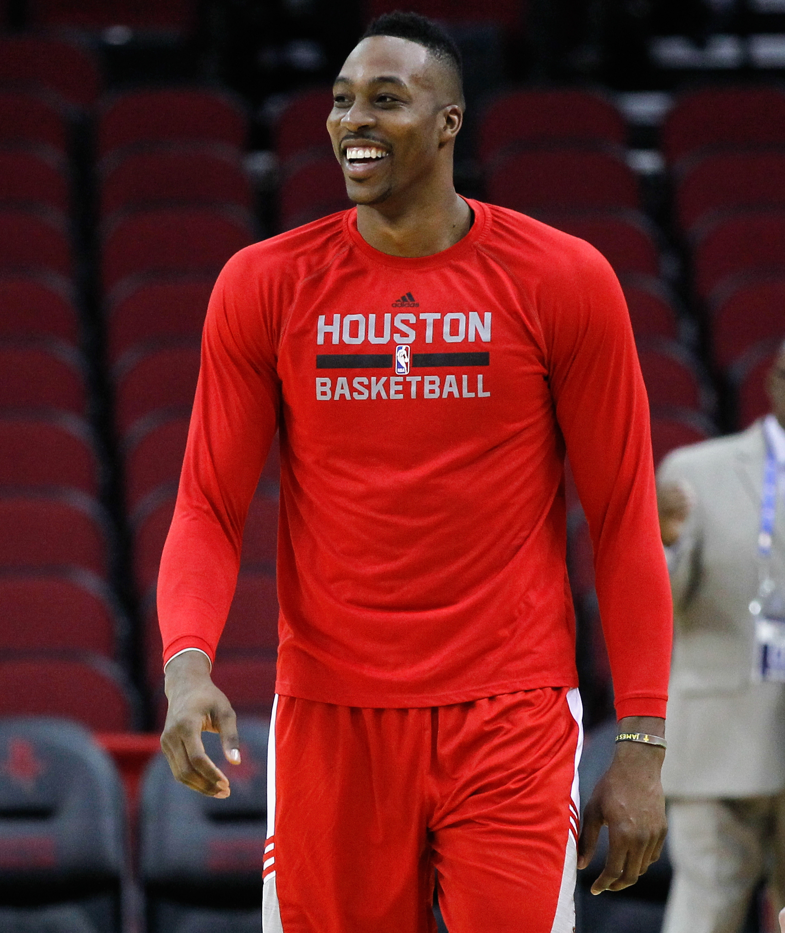 Dwight Howard returns to Rockets' lineup