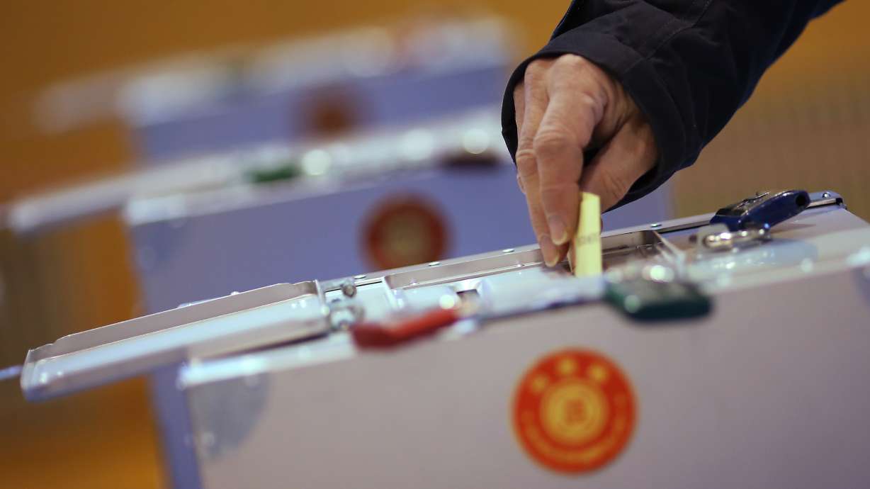 News Guide: Japan ruling party wins big