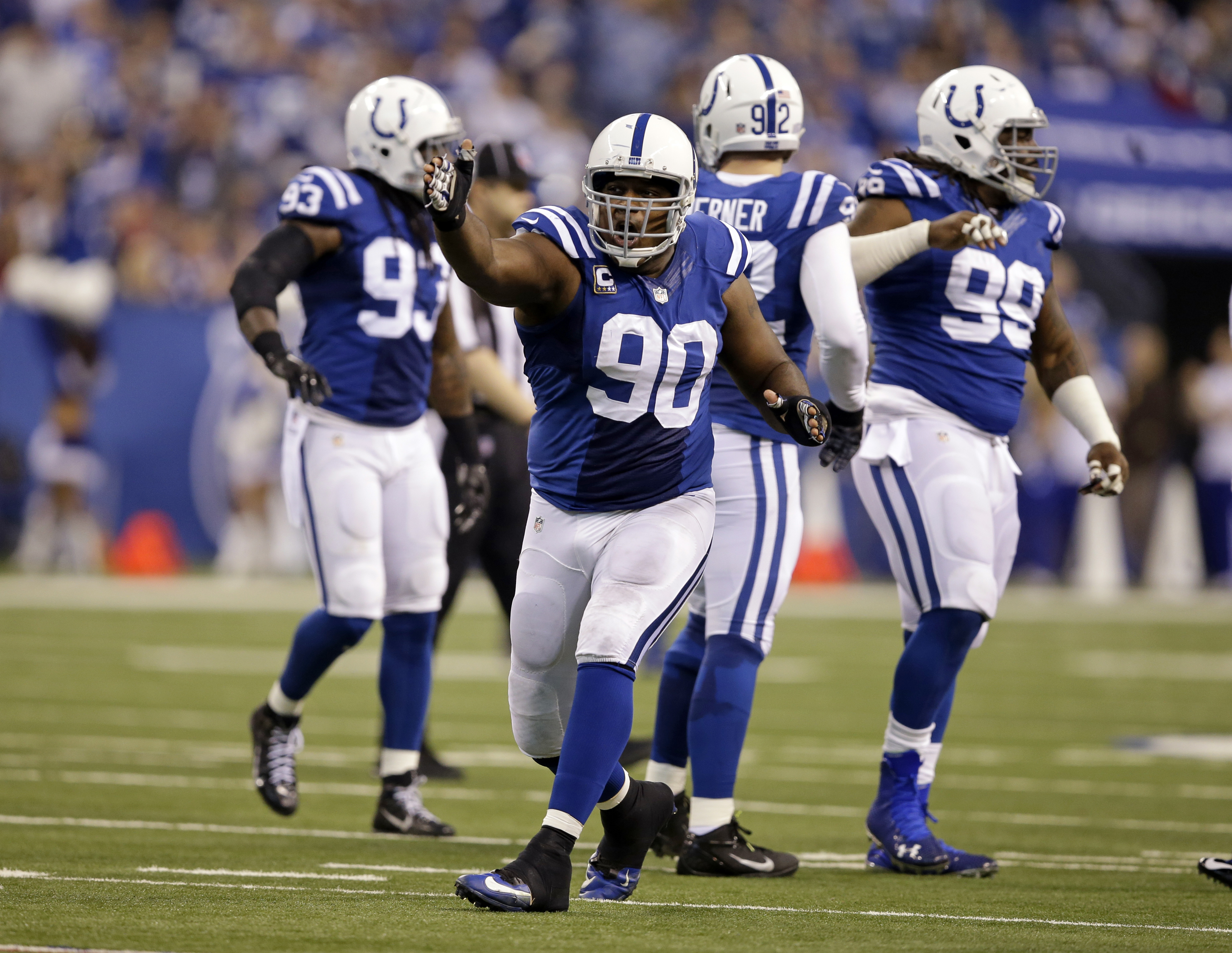 Colts clinch AFC South with 17-10 win over Texans