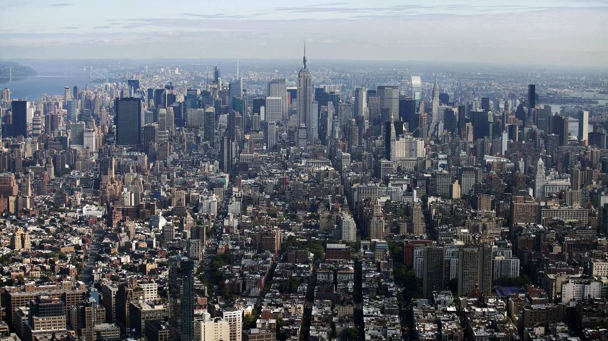 Manufacturing in New York contracts in December