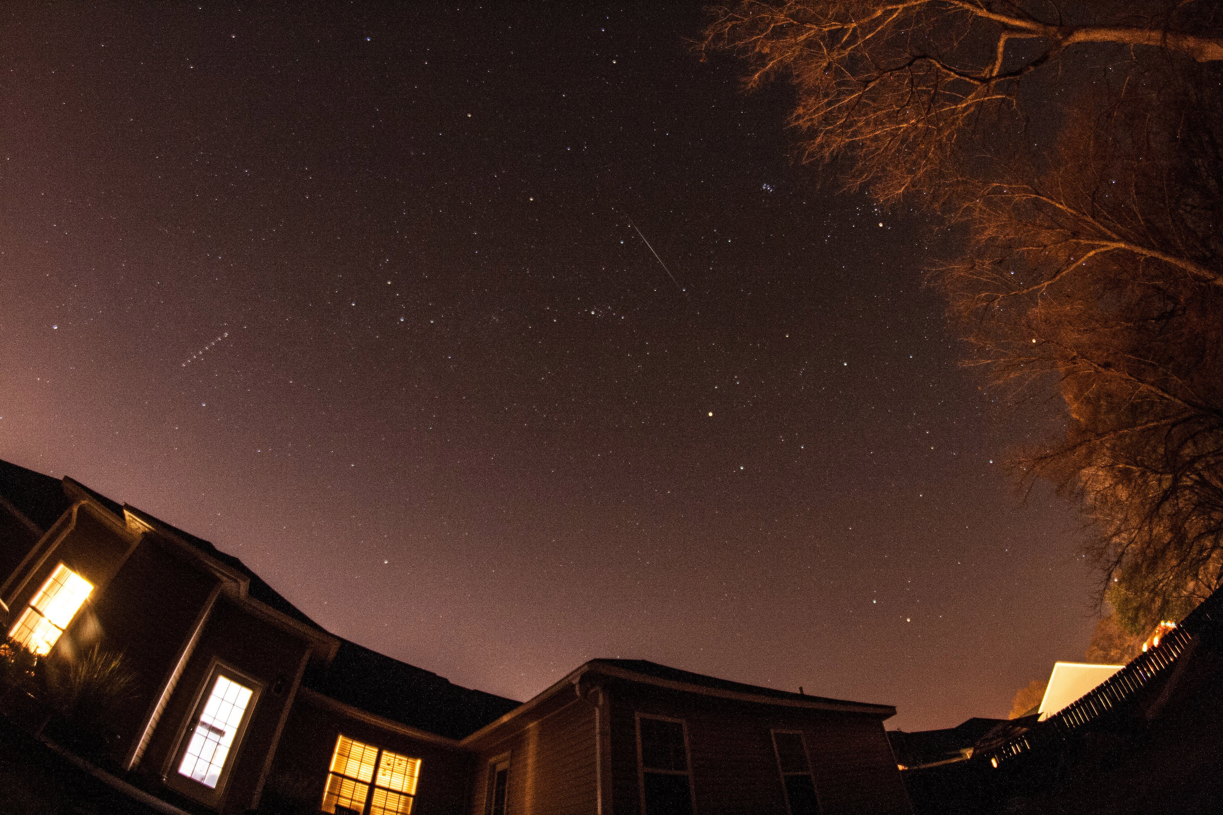 'Spectacular' meteor shower wows stargazers